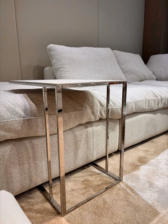 My Sofa’dan Marble divan yonidagi stolcha — har doim kerak bo‘ladigan sovg‘a 