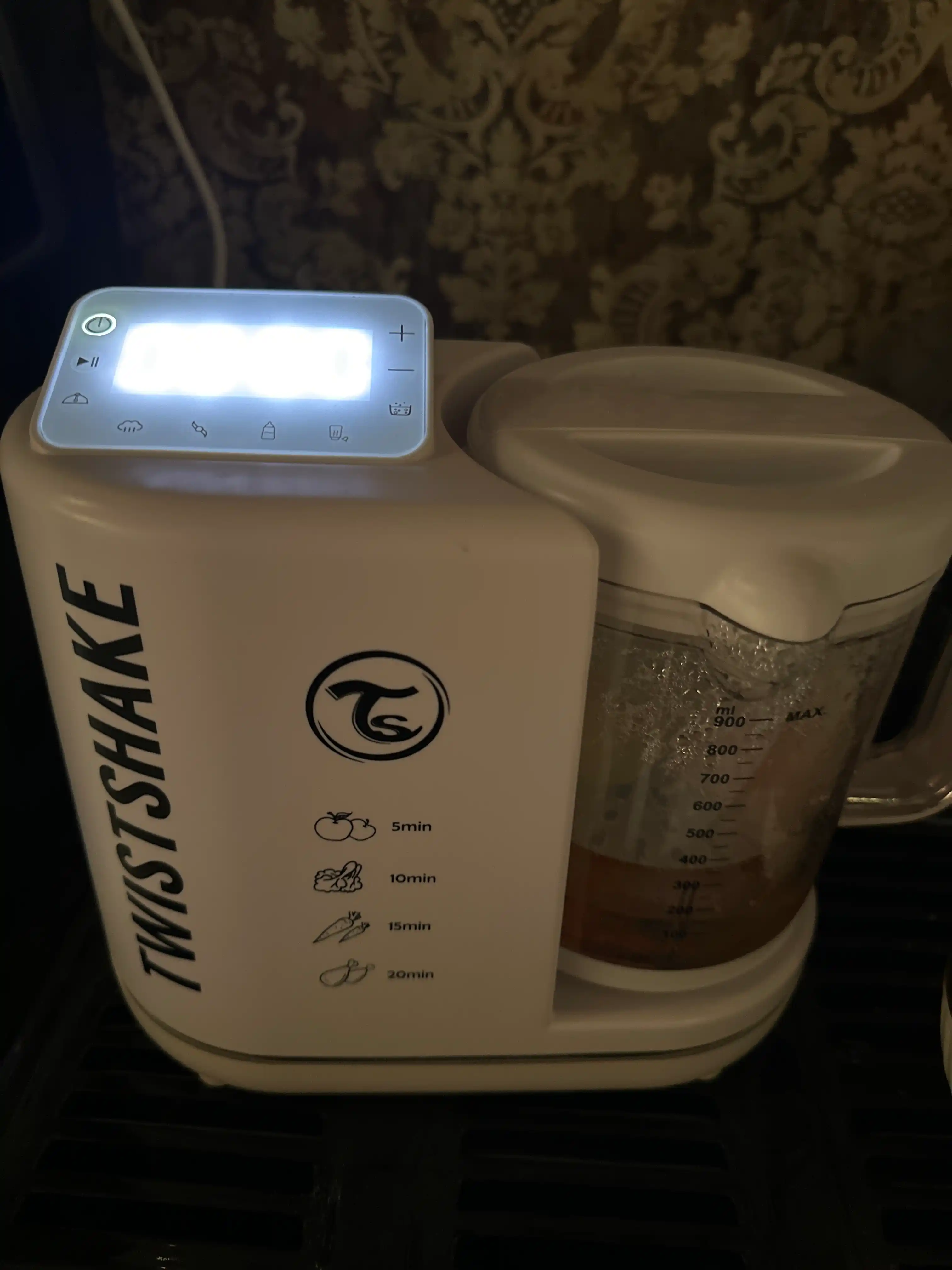 Пароварка-блендер 6 в 1 для приготовления детского питания Twistshake