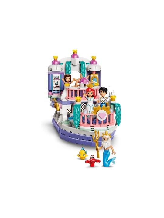 Конструктор LEGO Disney Princess Королевская свадебная лодка Ариэль 43299, 519 деталей