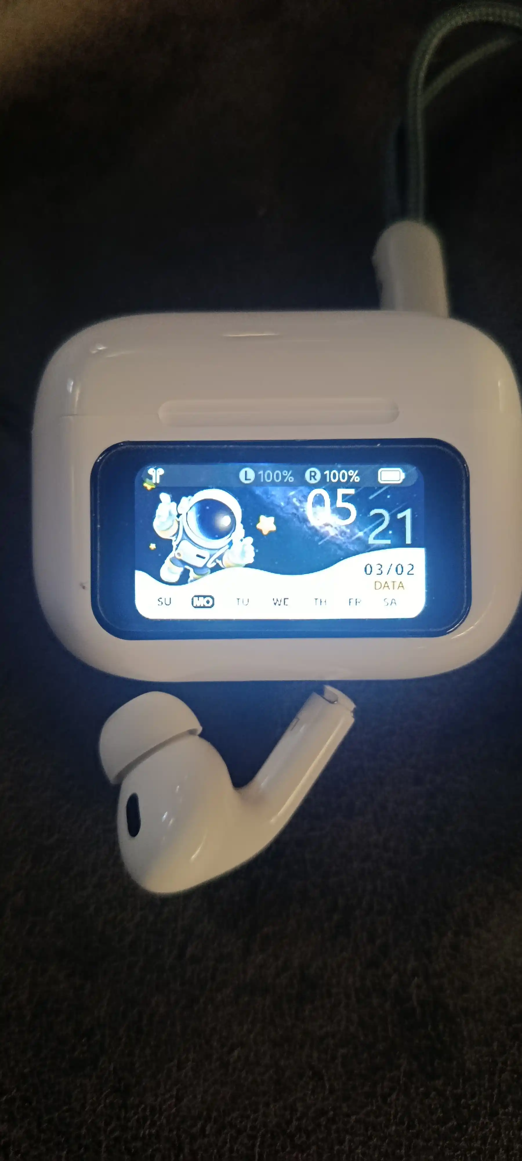 A9 PRO quloqchin shovqinni kamaytirish (ANC) funksiyasi, Bluetooth 5.4 va ekranli keys