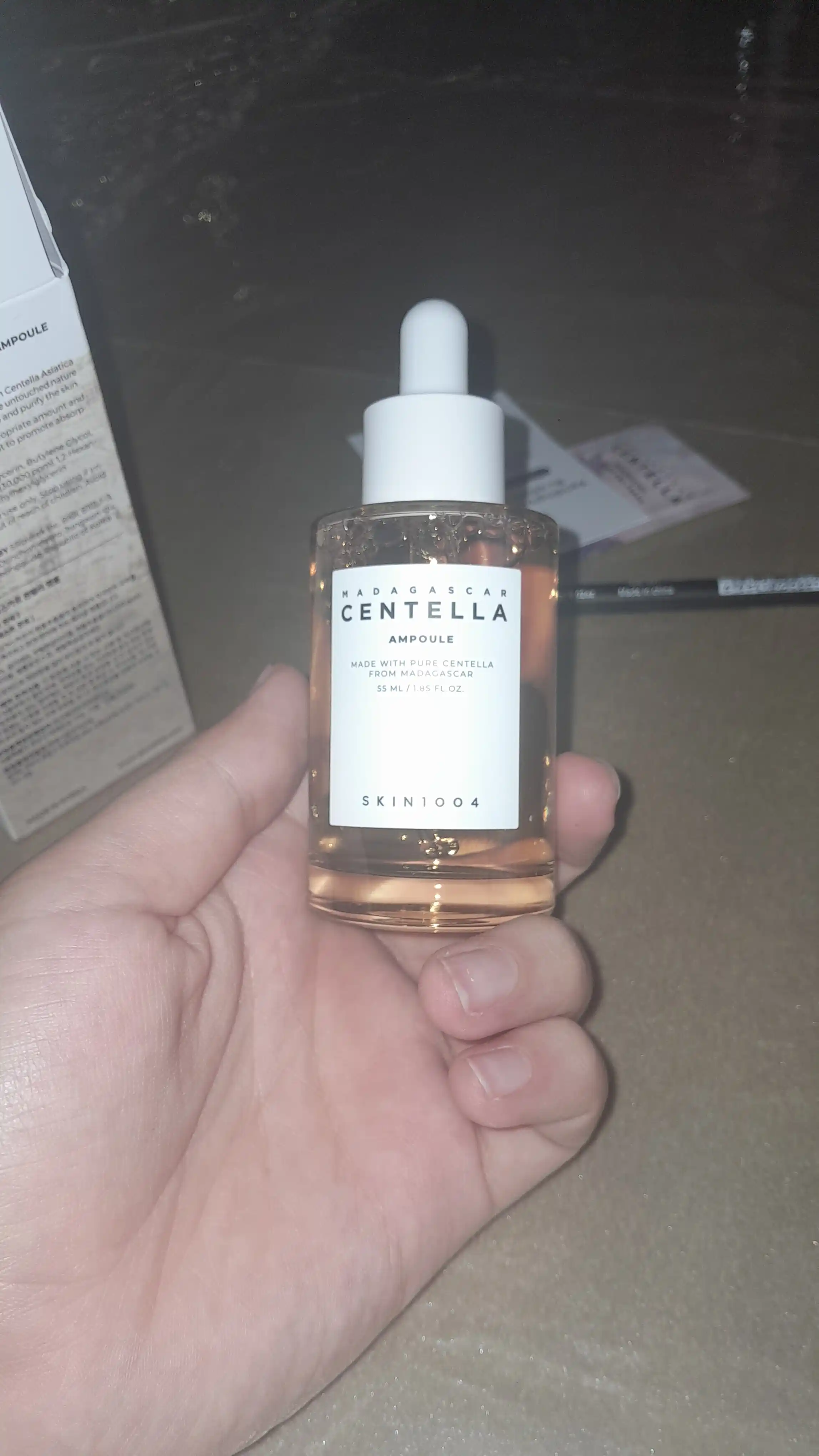 Madagaskar sentellali tinchlantiruvchi ampulali zardob Centella Ampoule Skin1004, 55 ml