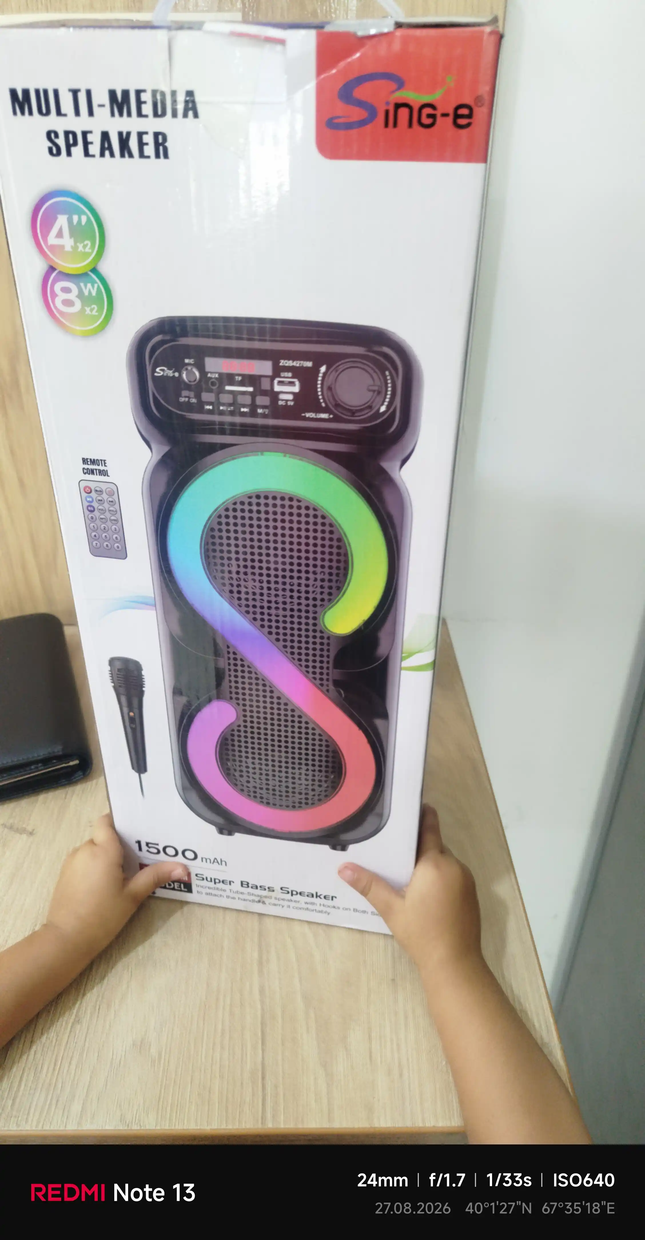 Katta Bluetooth simsiz karnay, karaoke, RGB yoritish, mikrofon va pult bilan