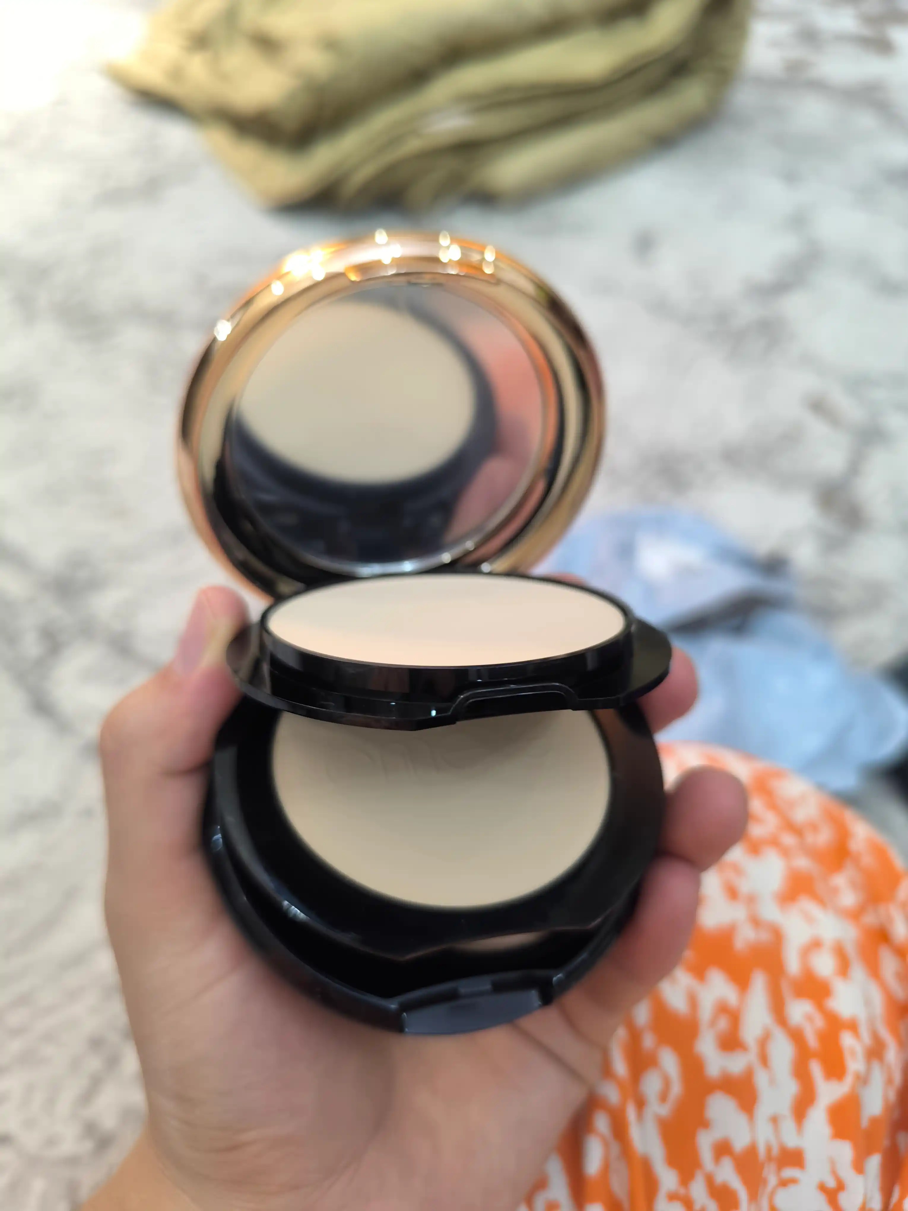 Пудра для лица Emelie BB/HD компактная Matte Powder, SPF, матовая, стойкая