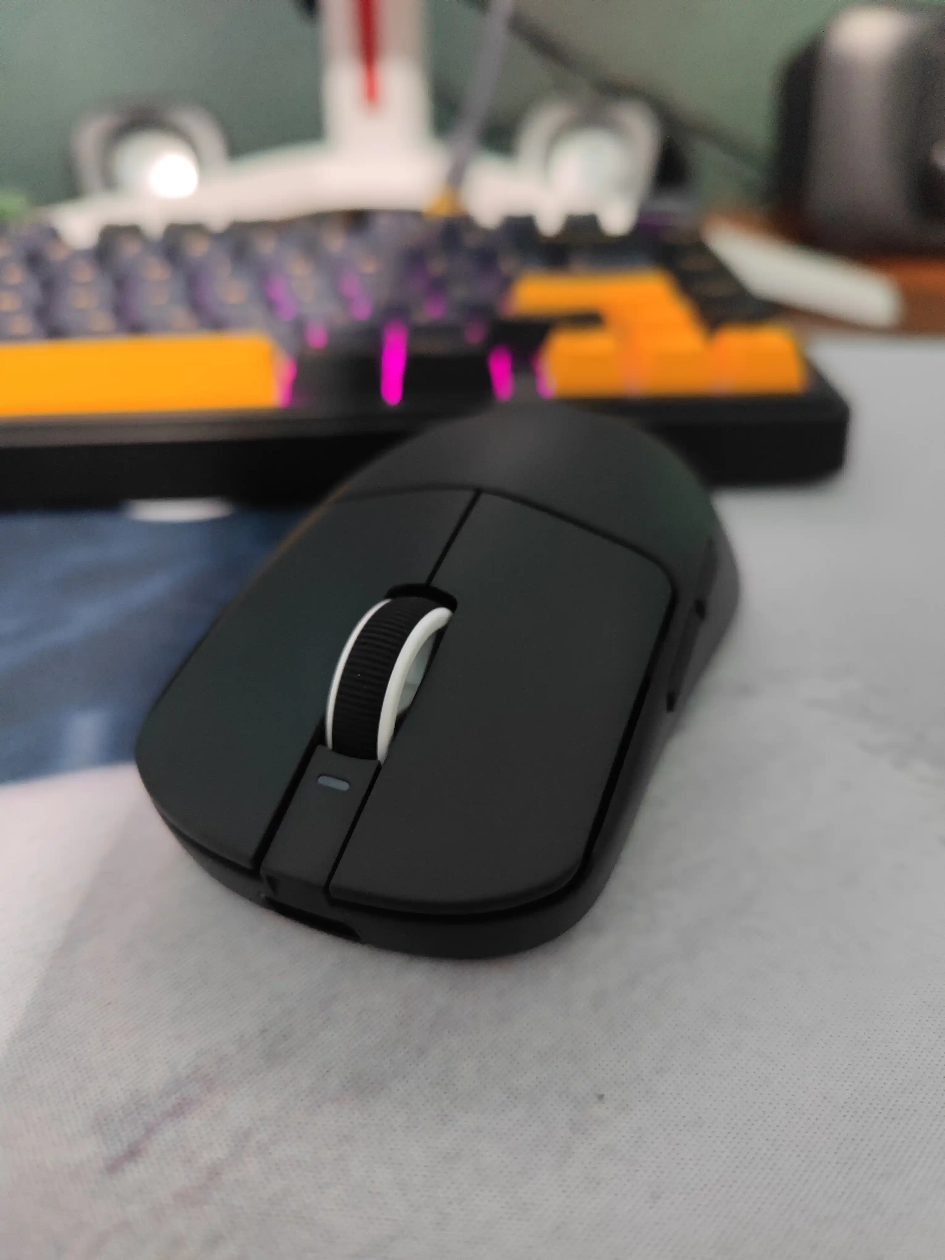 Simsiz o'yin sichqonchasi, VGN VXE R1 SE+