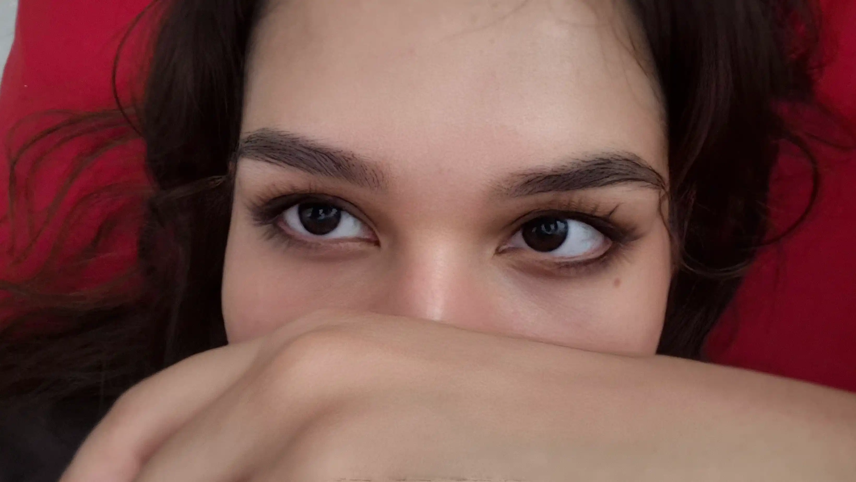 Kirpiklar uchun tush Maybelline New York Lash Sensational, burgundy