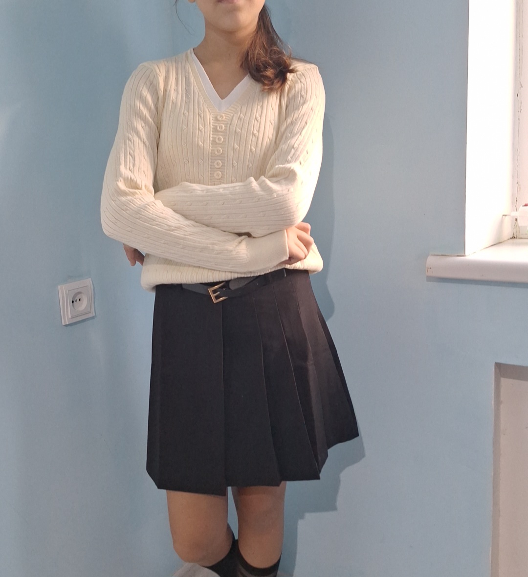 Klassik mini yubka, ayollar yubkasi, maktab yubkasi, kalta, ofis yubkasi, shortikli astar