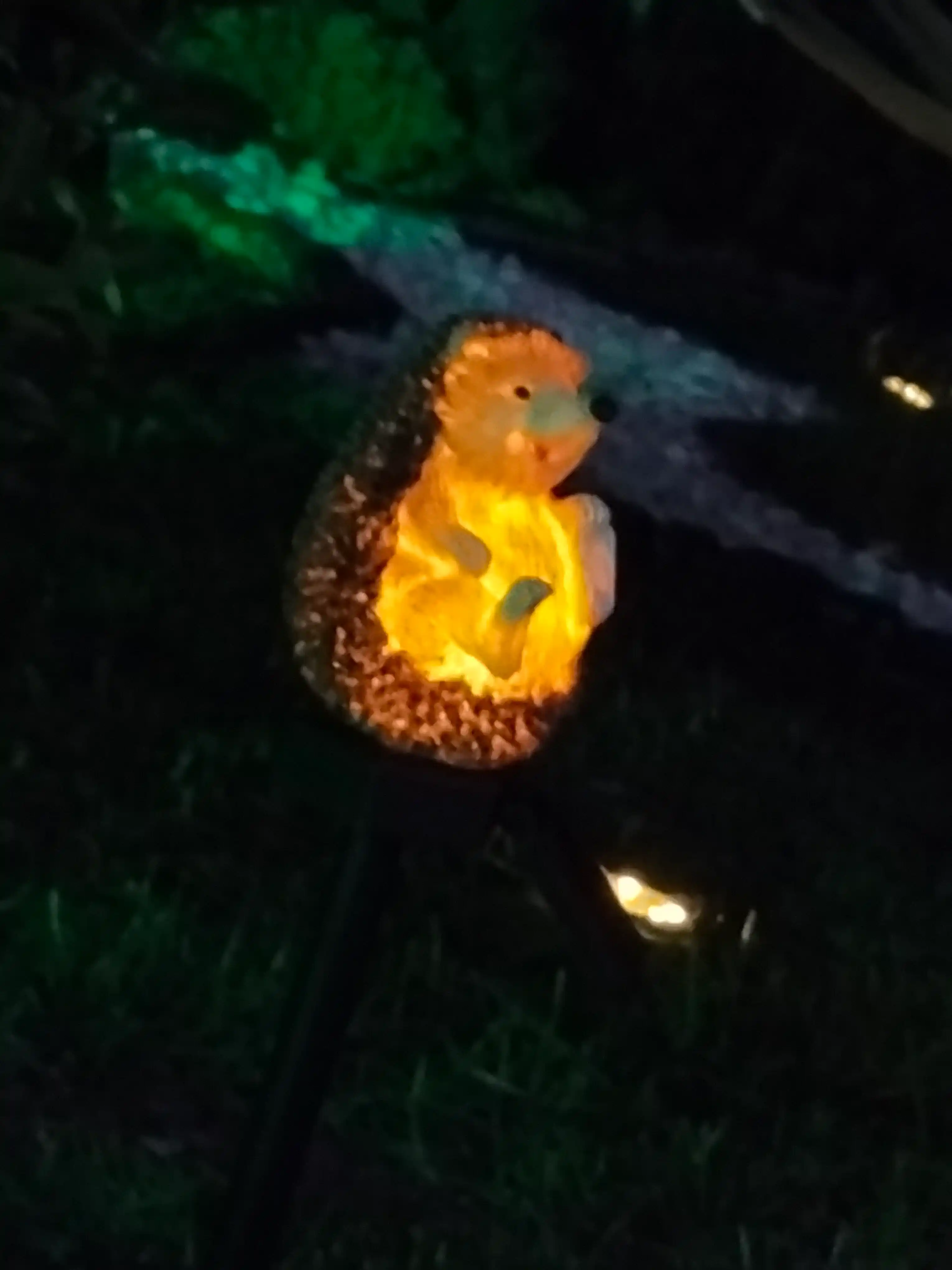 Quyosh batareyali bog‘ chirog‘i-figura, tipratikan, to‘tiqush, boyo‘g‘li, flamingo