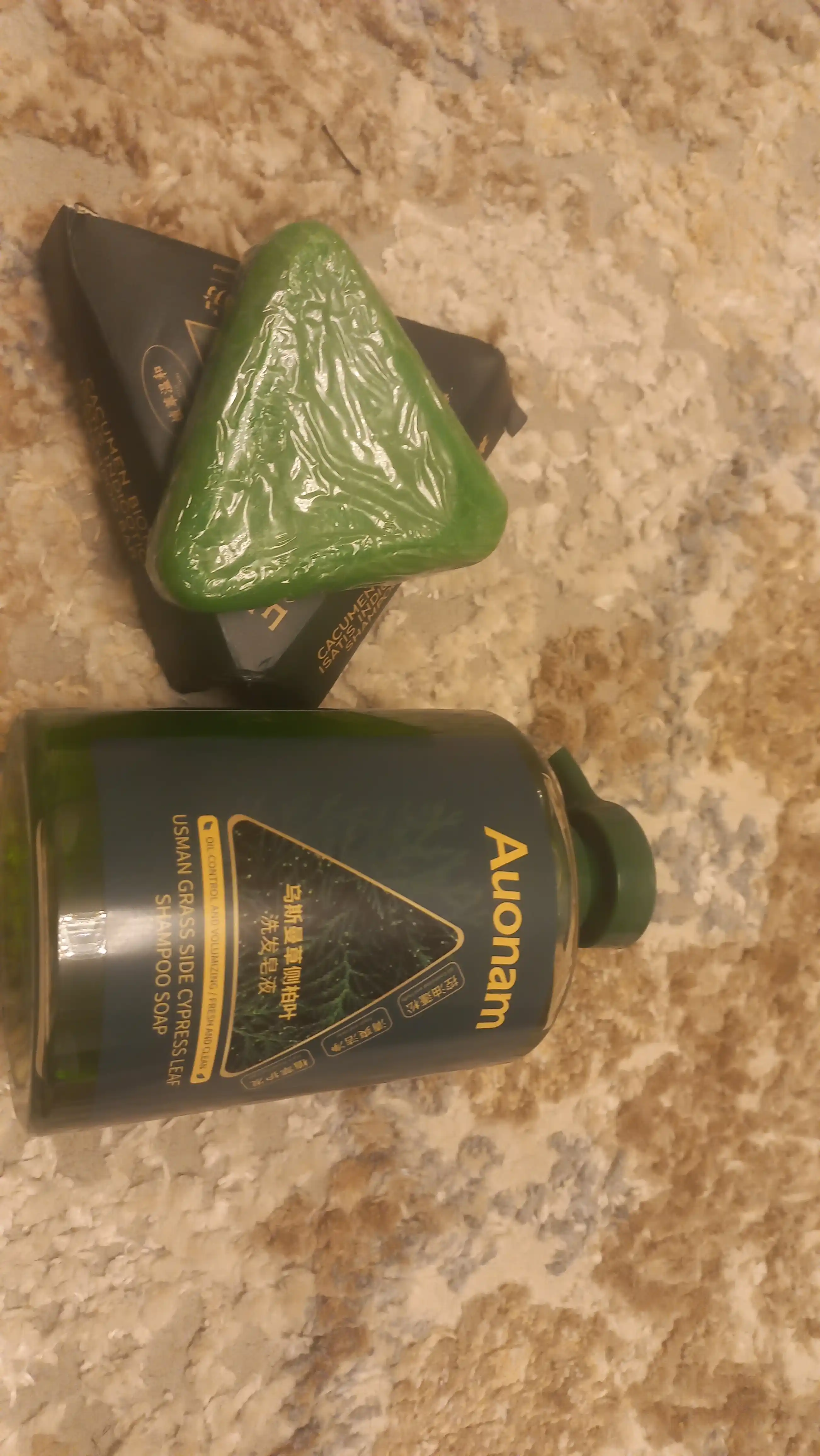 Soch o'stiradigan va to'kilishiga qarshi shampun Auonam ayollar va erkaklar uchun, 500ml