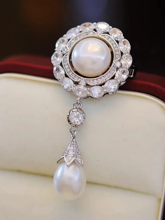 Bezakli broshka