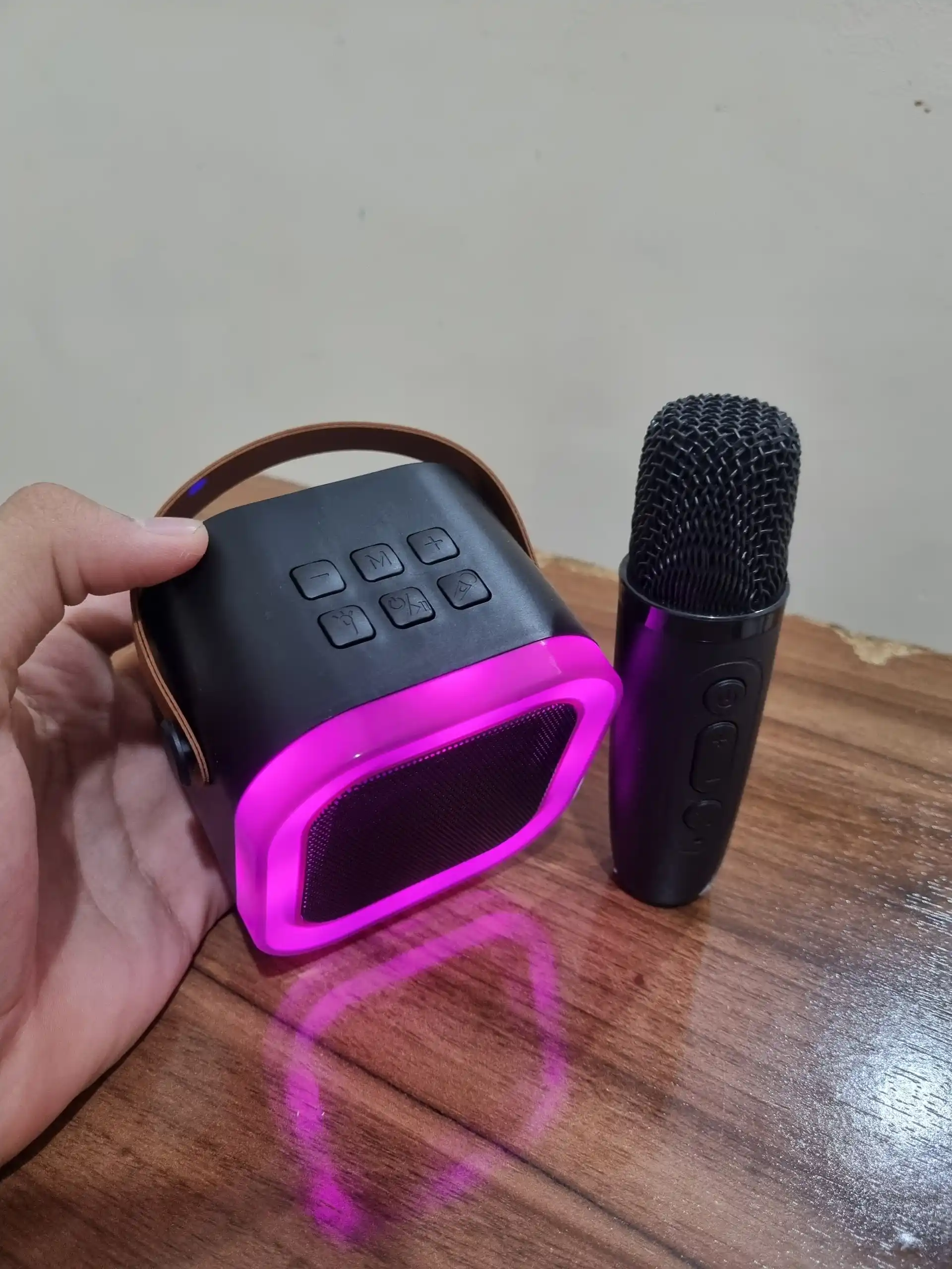 Simsiz Bluetooth kolonka va mikrofon AM-8580 mini karaoke to'plami