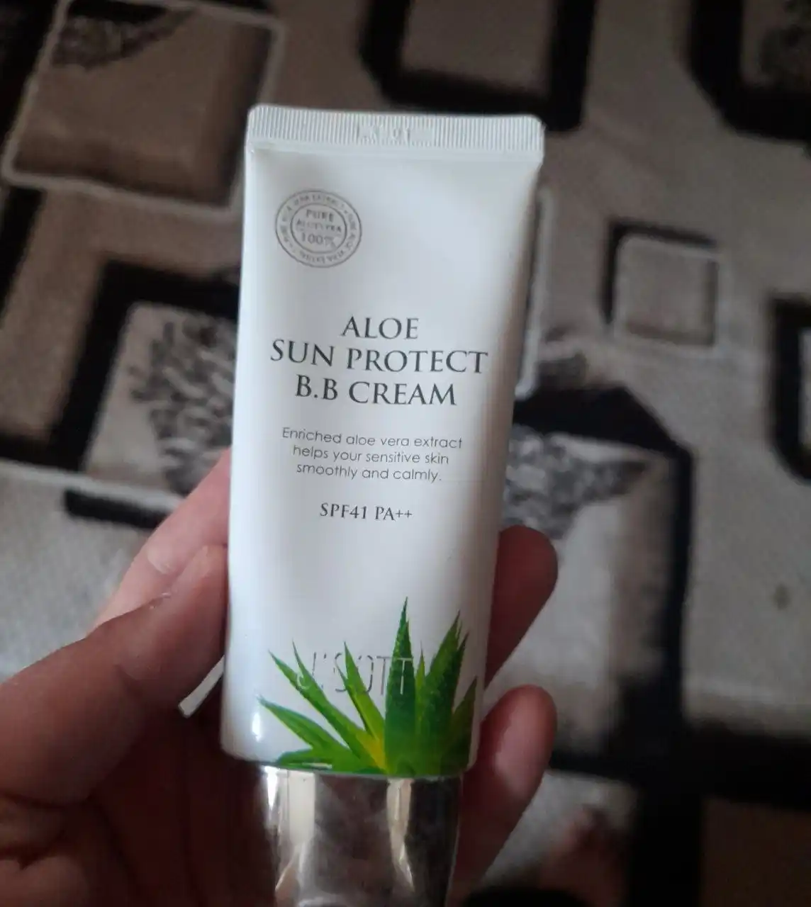 BB-крем Jigott Aloe Extract  SPF 41 защита от солнца