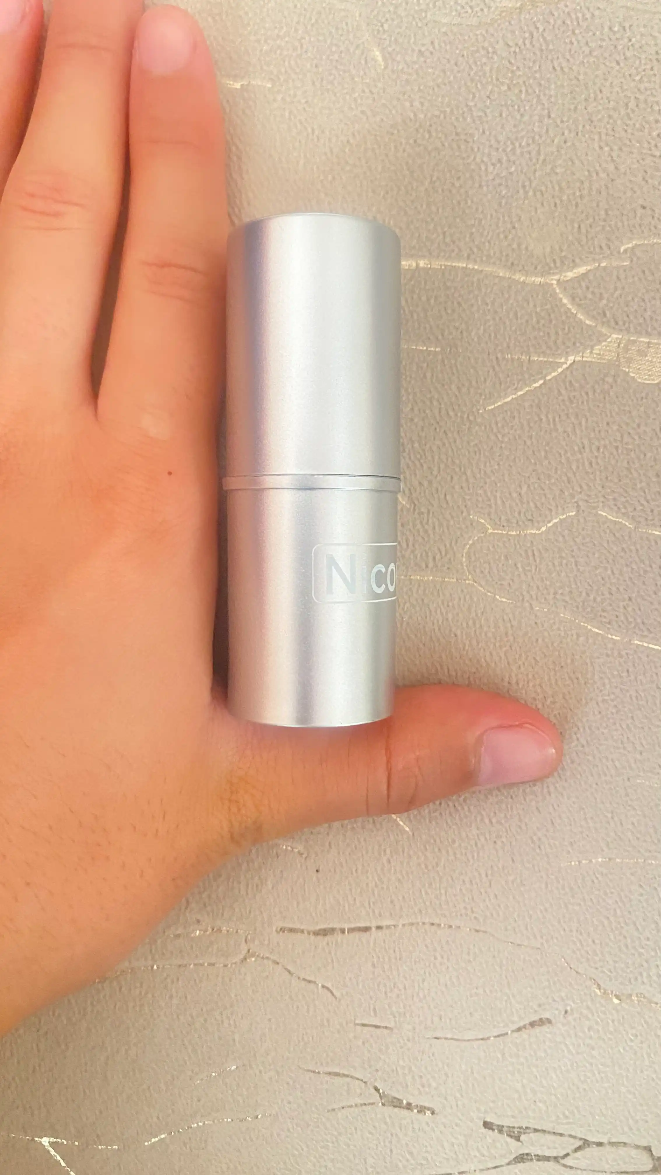 Nicor Stix с феромонами — не содержащие спирта духи для женщин