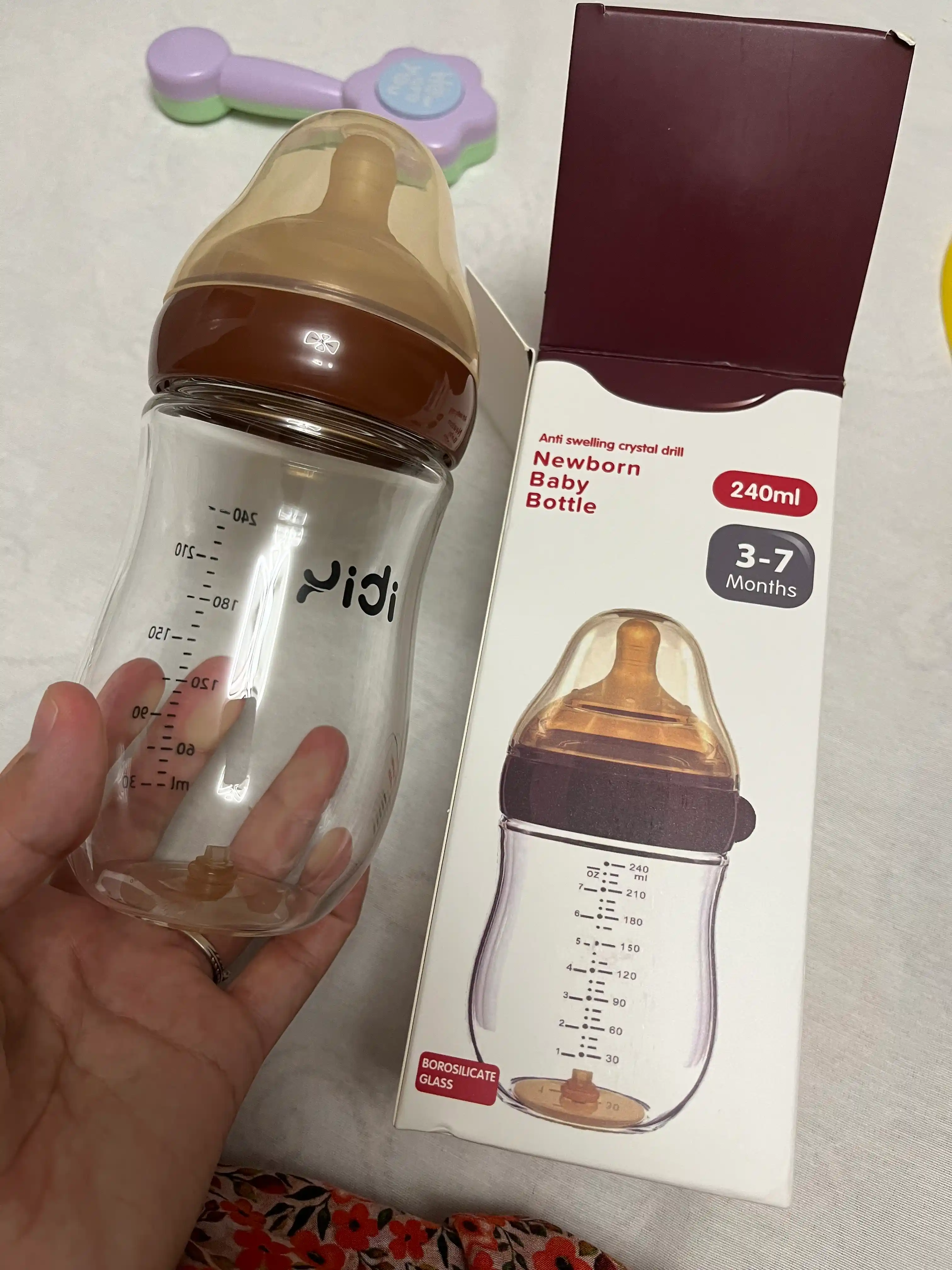Bolalar shisha idishi, silikon so‘rg‘ichli, antiseptik 160 va 240 ml