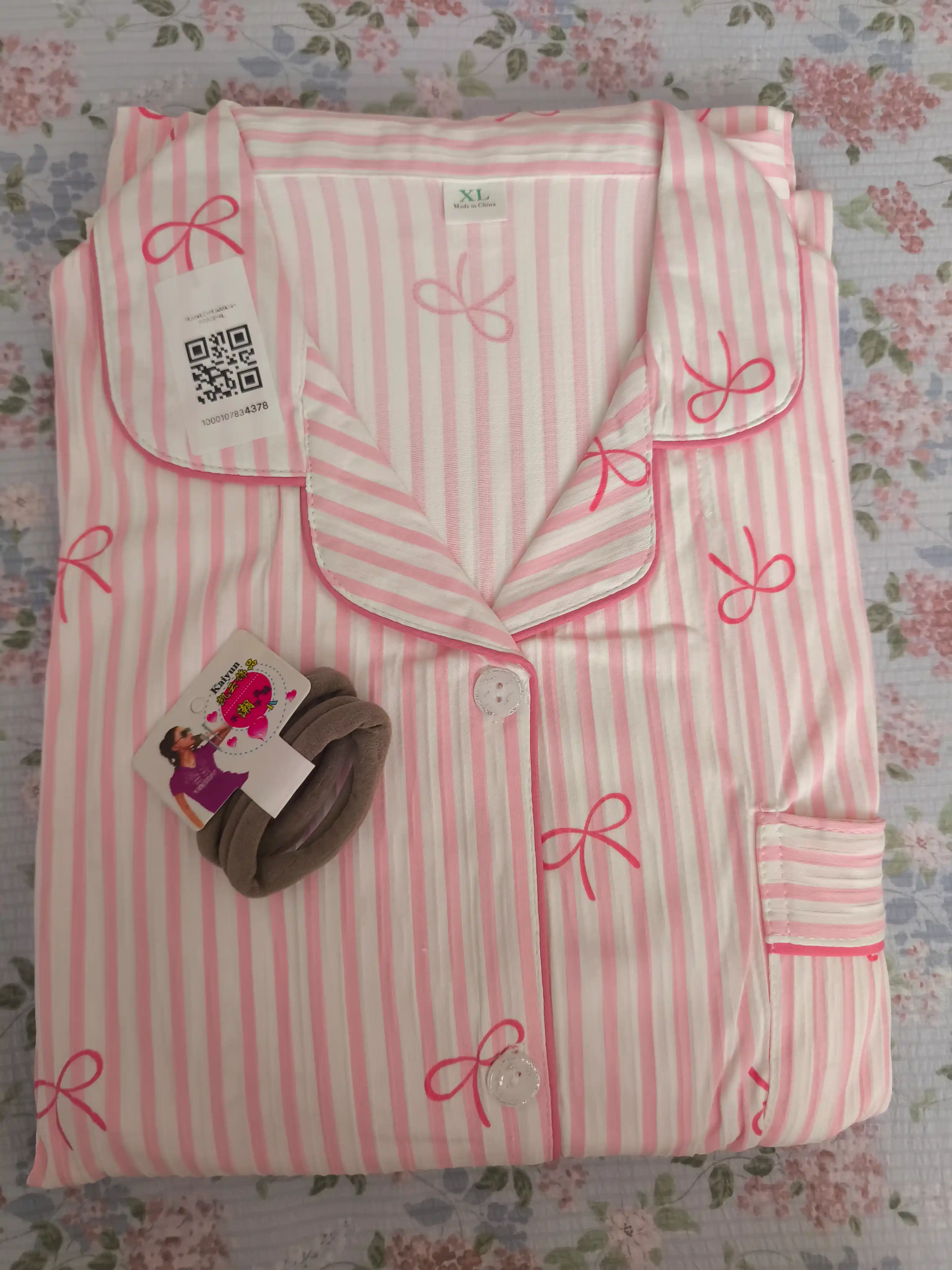 Ayollar uchun 3 ta 1 da pijama, shim va shortilar