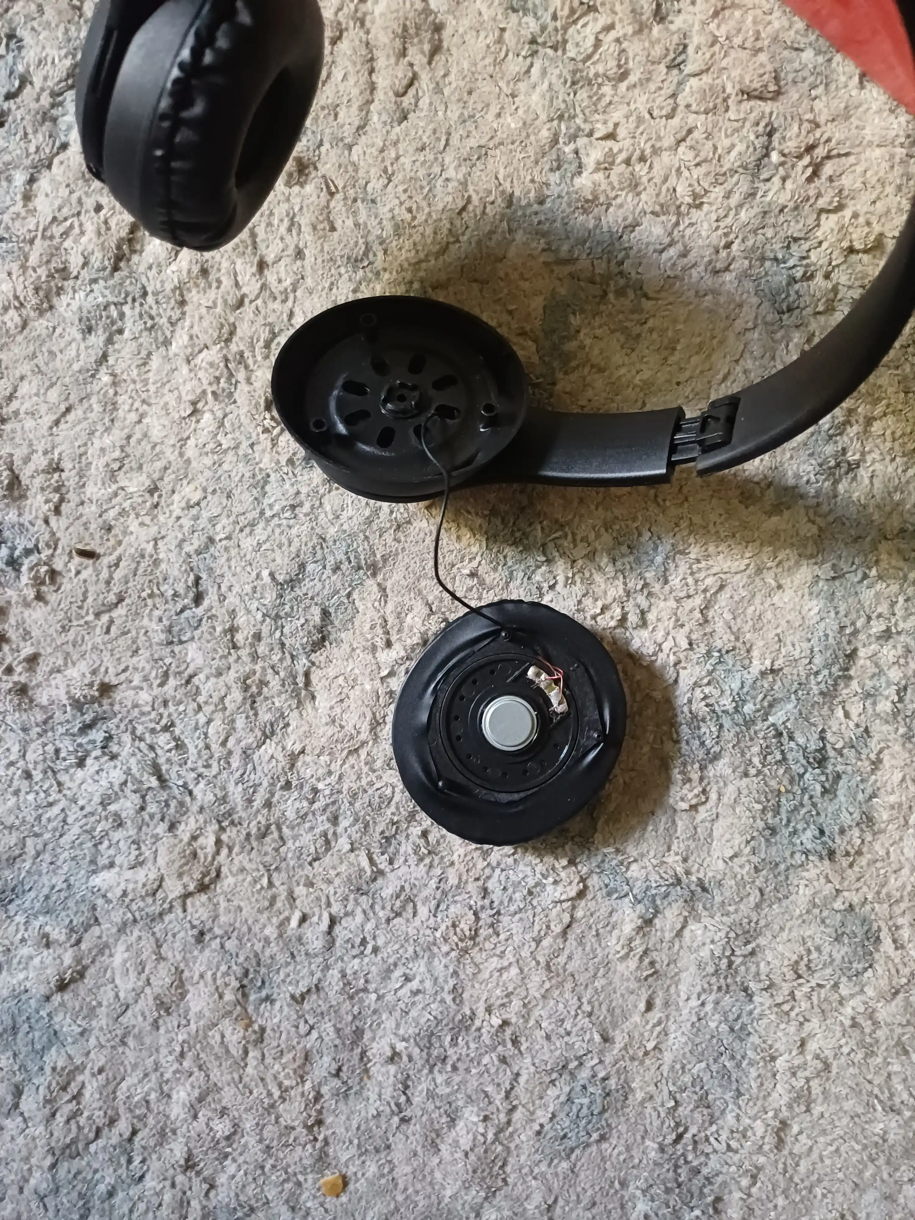 Simsiz quloqchinlar P47, Bluetooth 5.0, yig'iluvchan, mikrofon bilan, shovqinsiz
