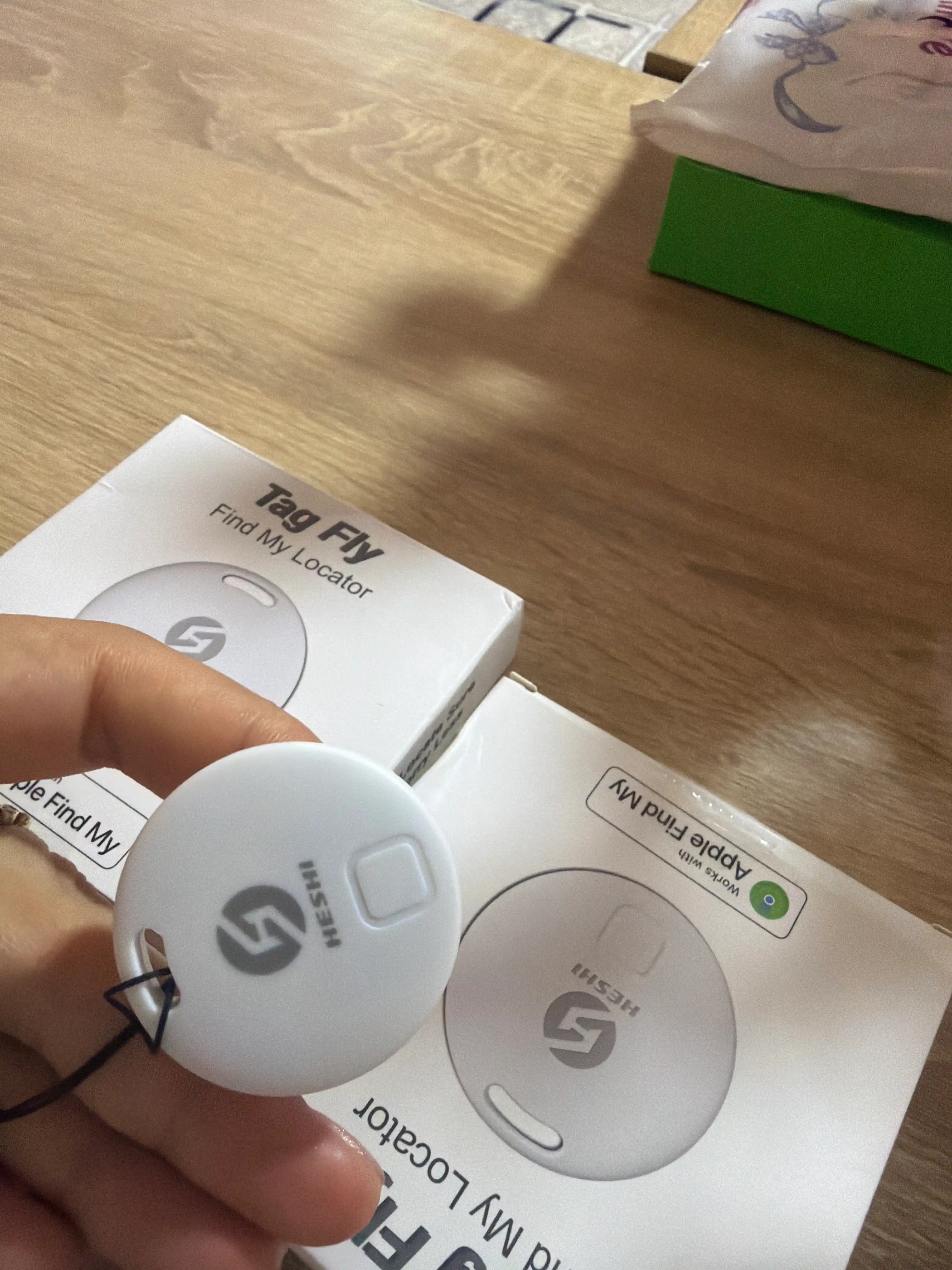 Aqlli Bluetooth GPS-treker, buyumlar, kalit va sumkalarni oson toping