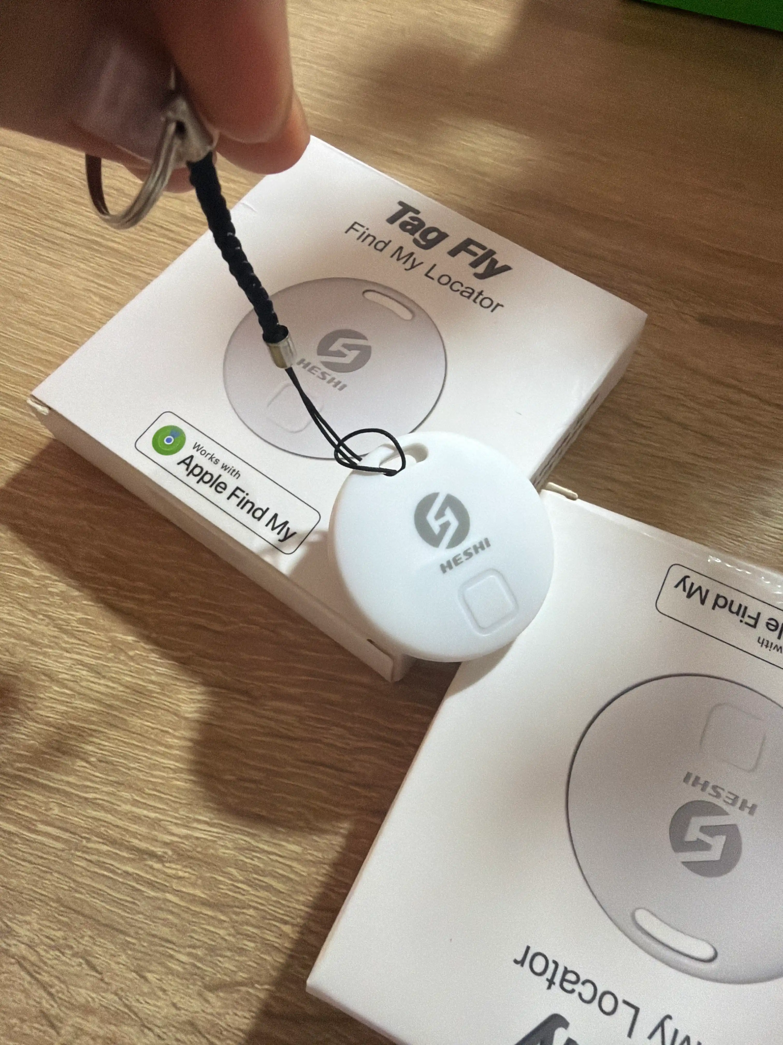 Aqlli Bluetooth GPS-treker, buyumlar, kalit va sumkalarni oson toping