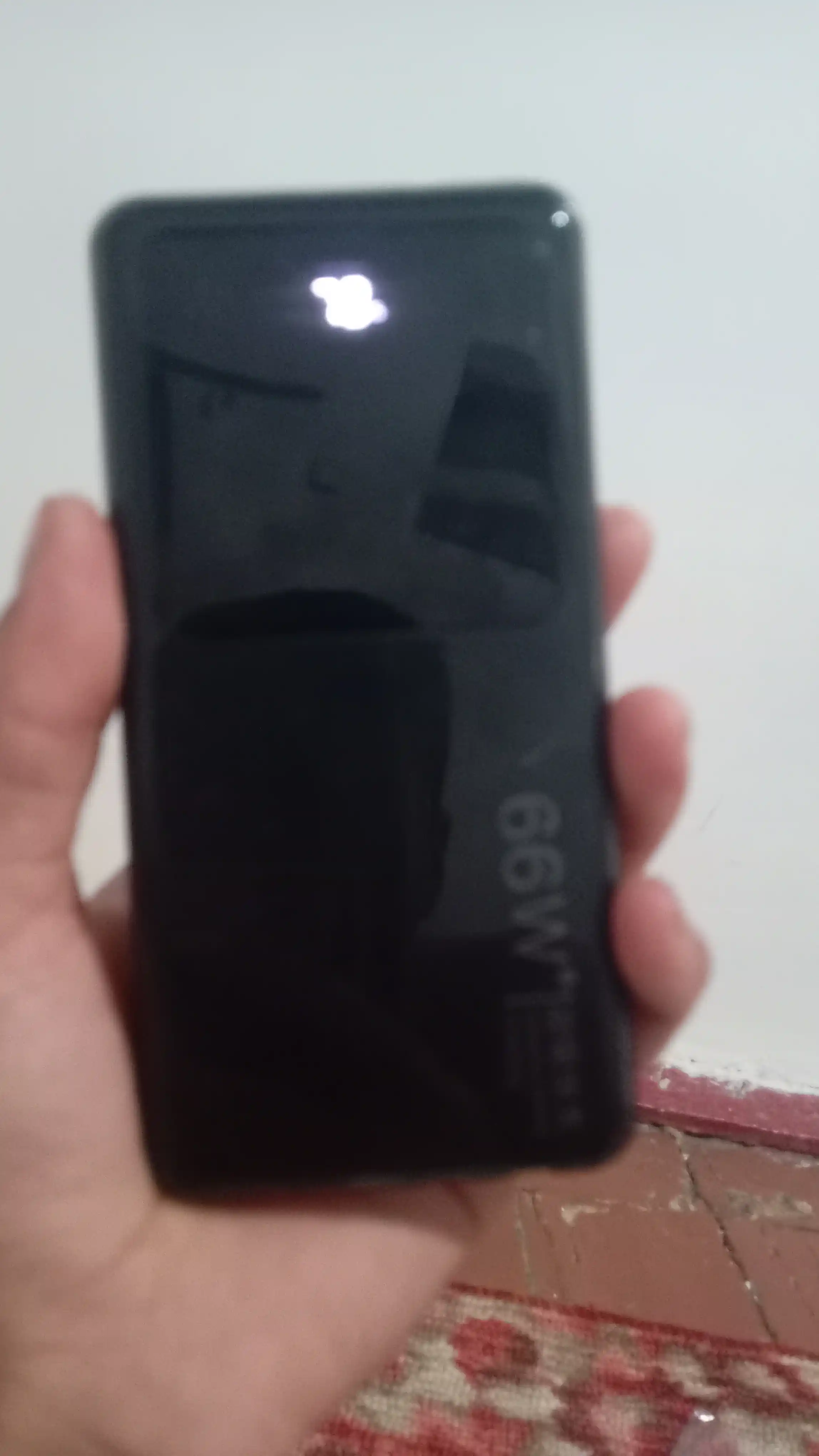 Power Bank 20000 mAh 66W с встроенными кабелями, фонариком и быстрой зарядкой 22.5W