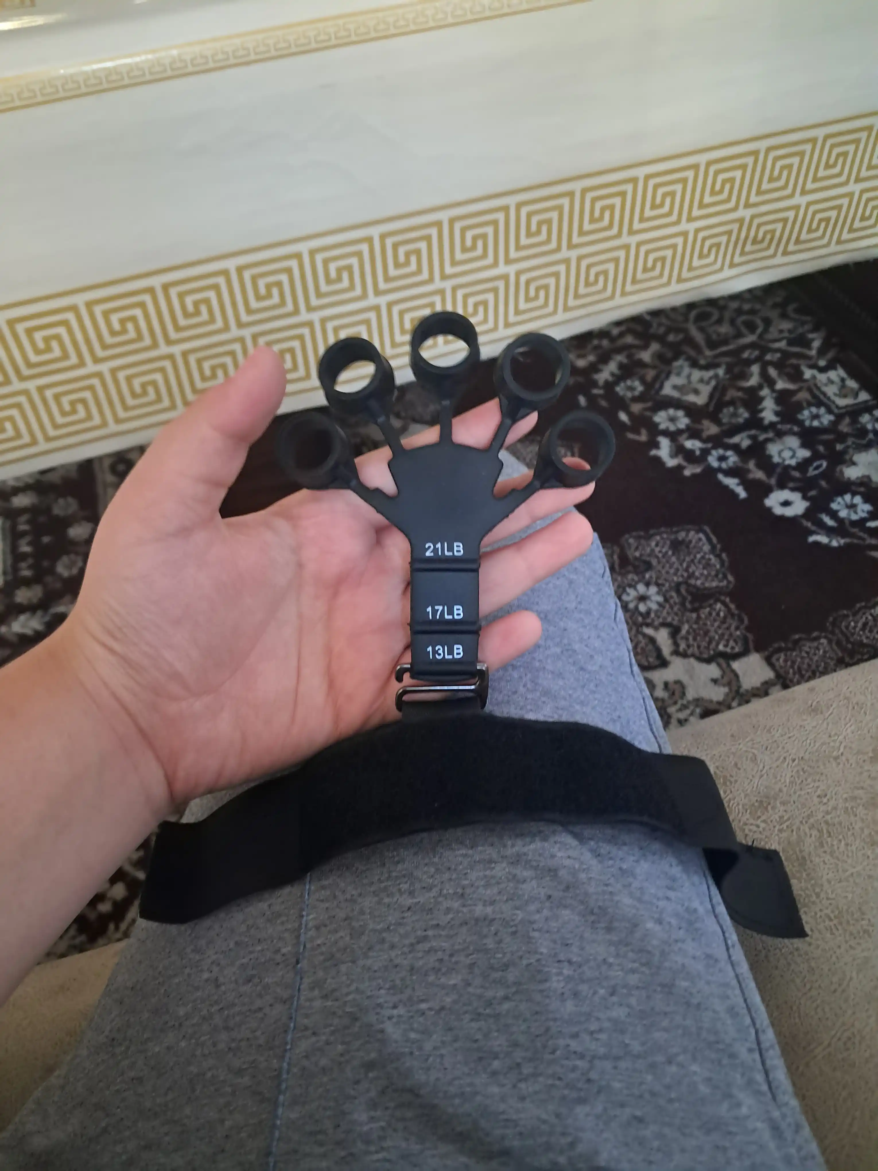 Espander qo'l barmoqlari va bilaklar uchun trenajor sport, fitness