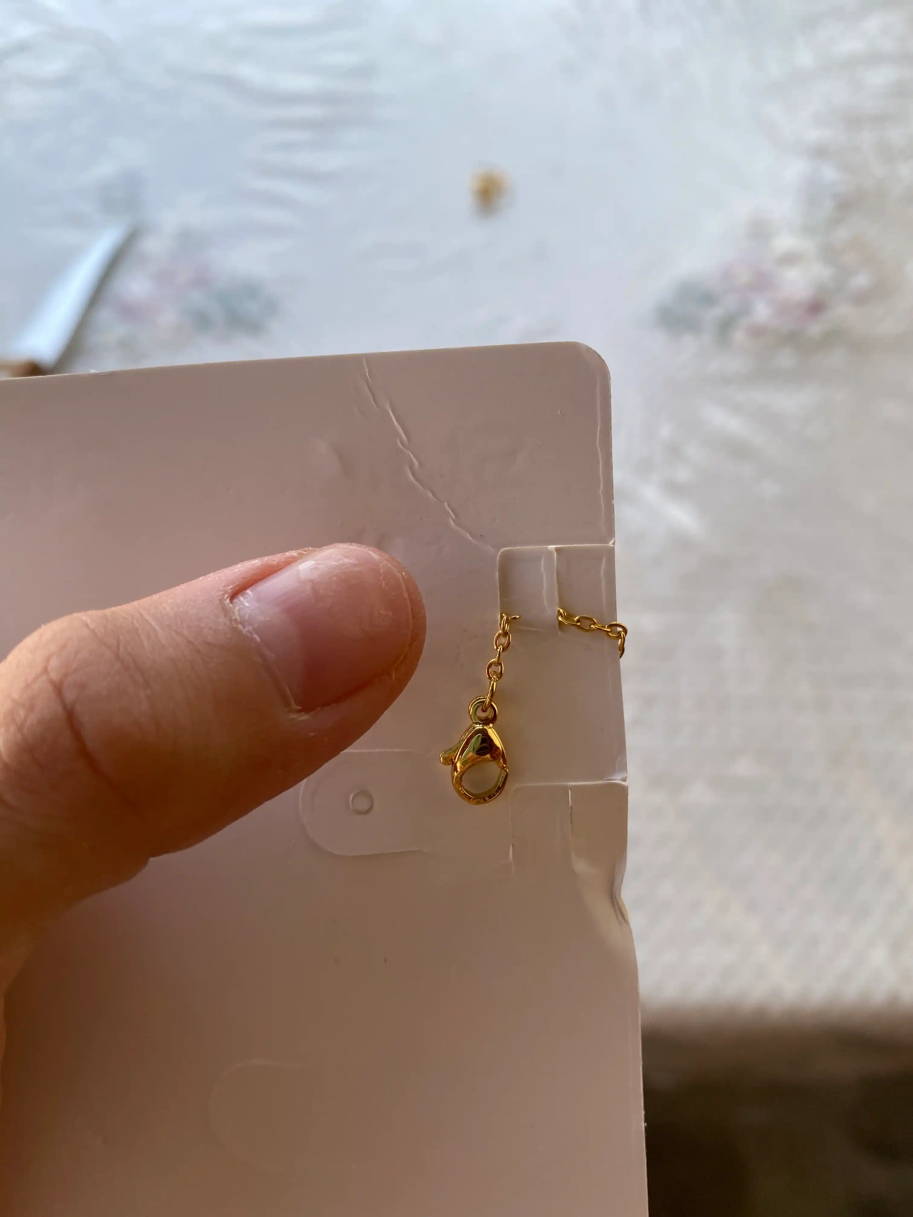 VAN CLEEF Taqinchoqlar to‘plami, uzuk, ziraklar, zanjir va bilaguzuk