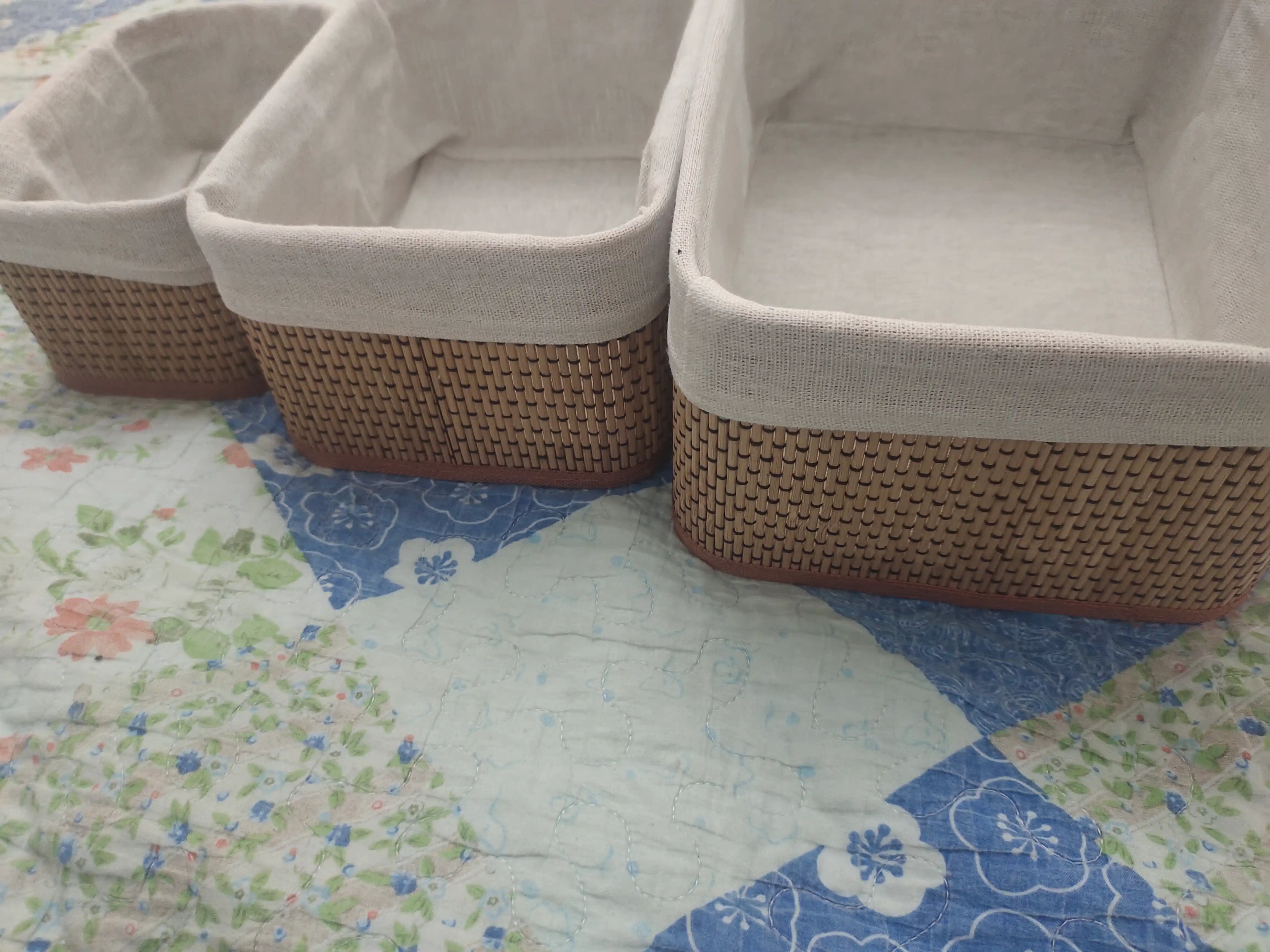 Rattan uslubidagi saqlash savati – organizer to‘plami