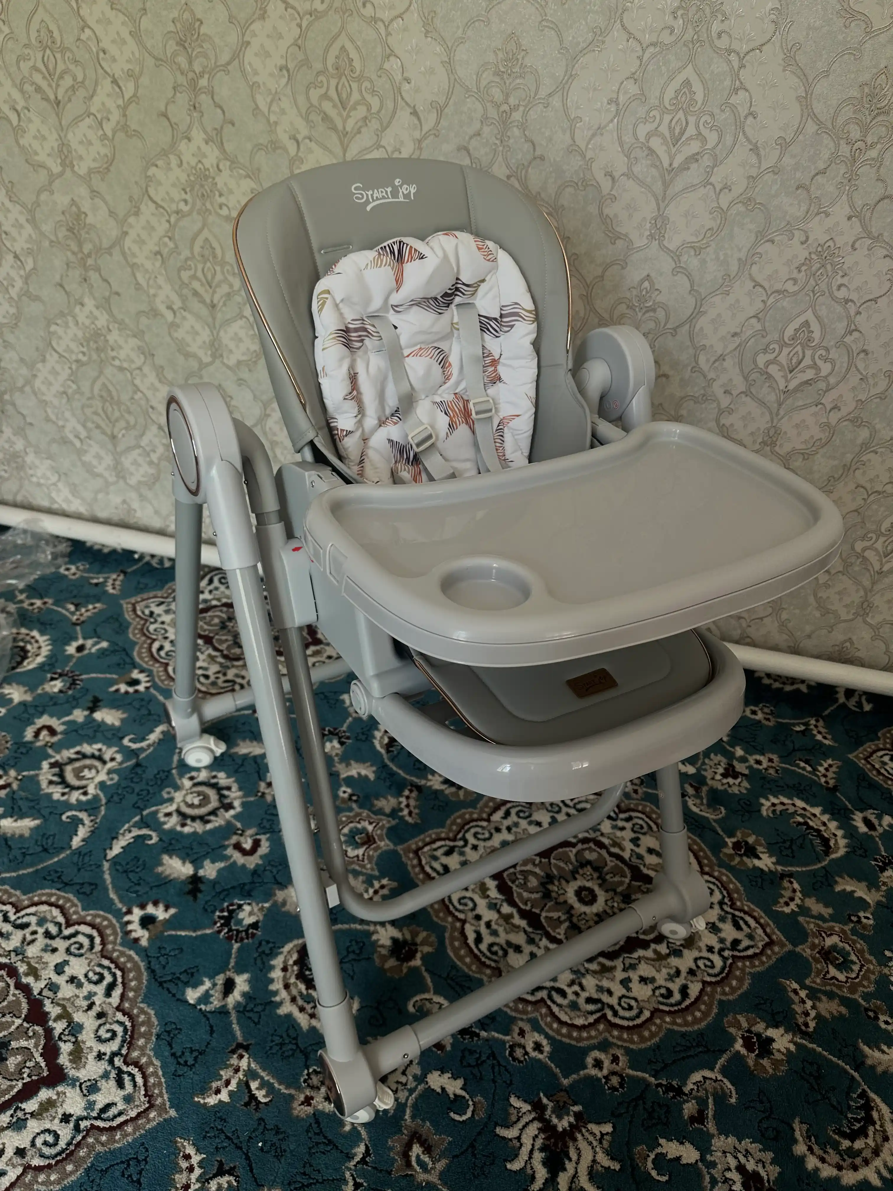Стульчик для кормления + качели, 2 в 1