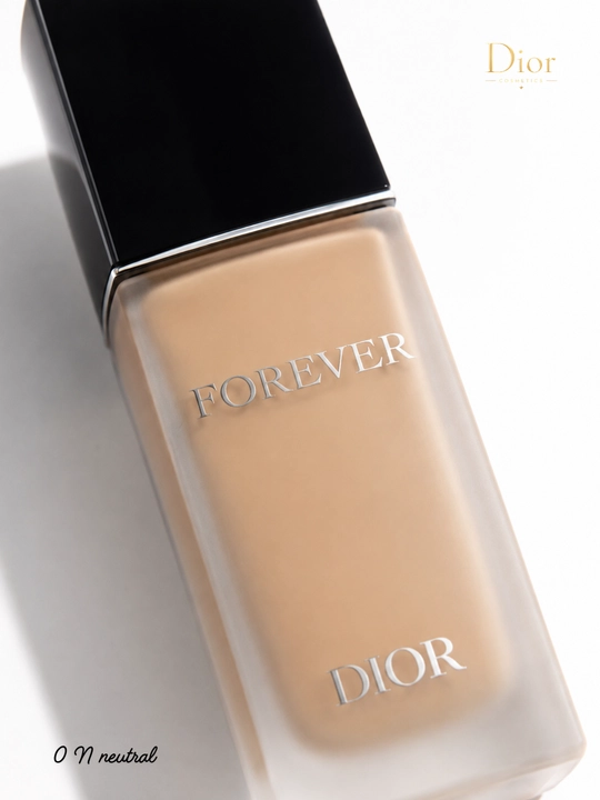 Yengil teksturali va uzoq saqlanuvchi,Dior Forever 0N tonal krem, SPF 15, 30 ml