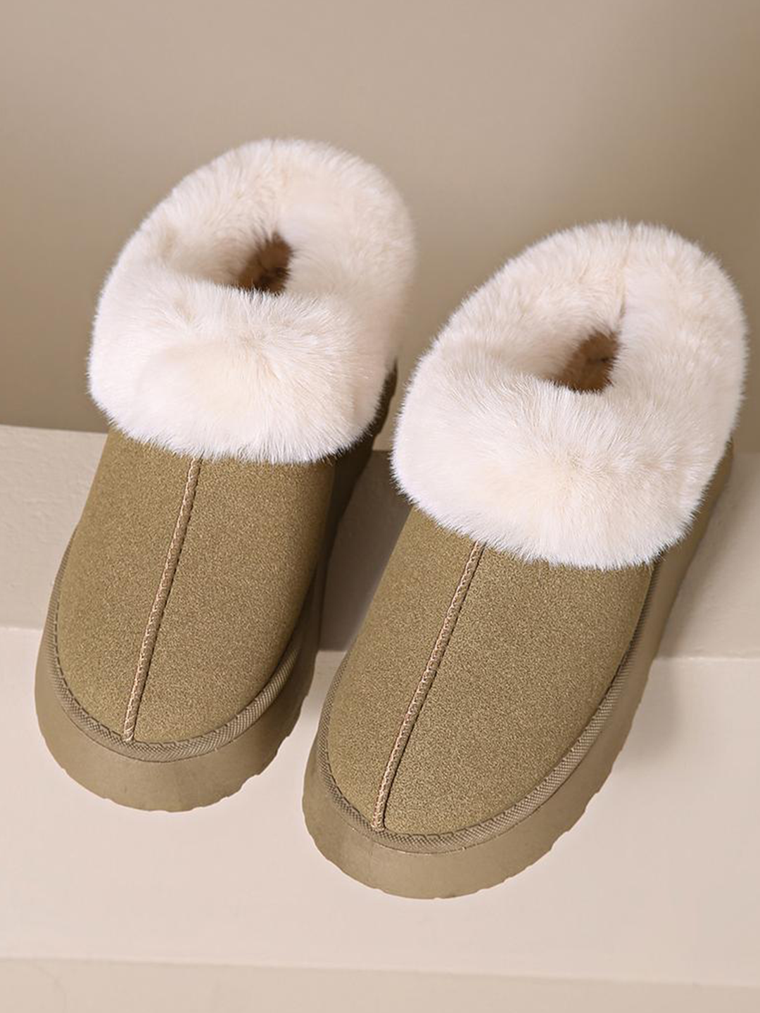Envity ayollar uchun sun’iy zamshadan qishki ugg etiklar, qalin taglikli