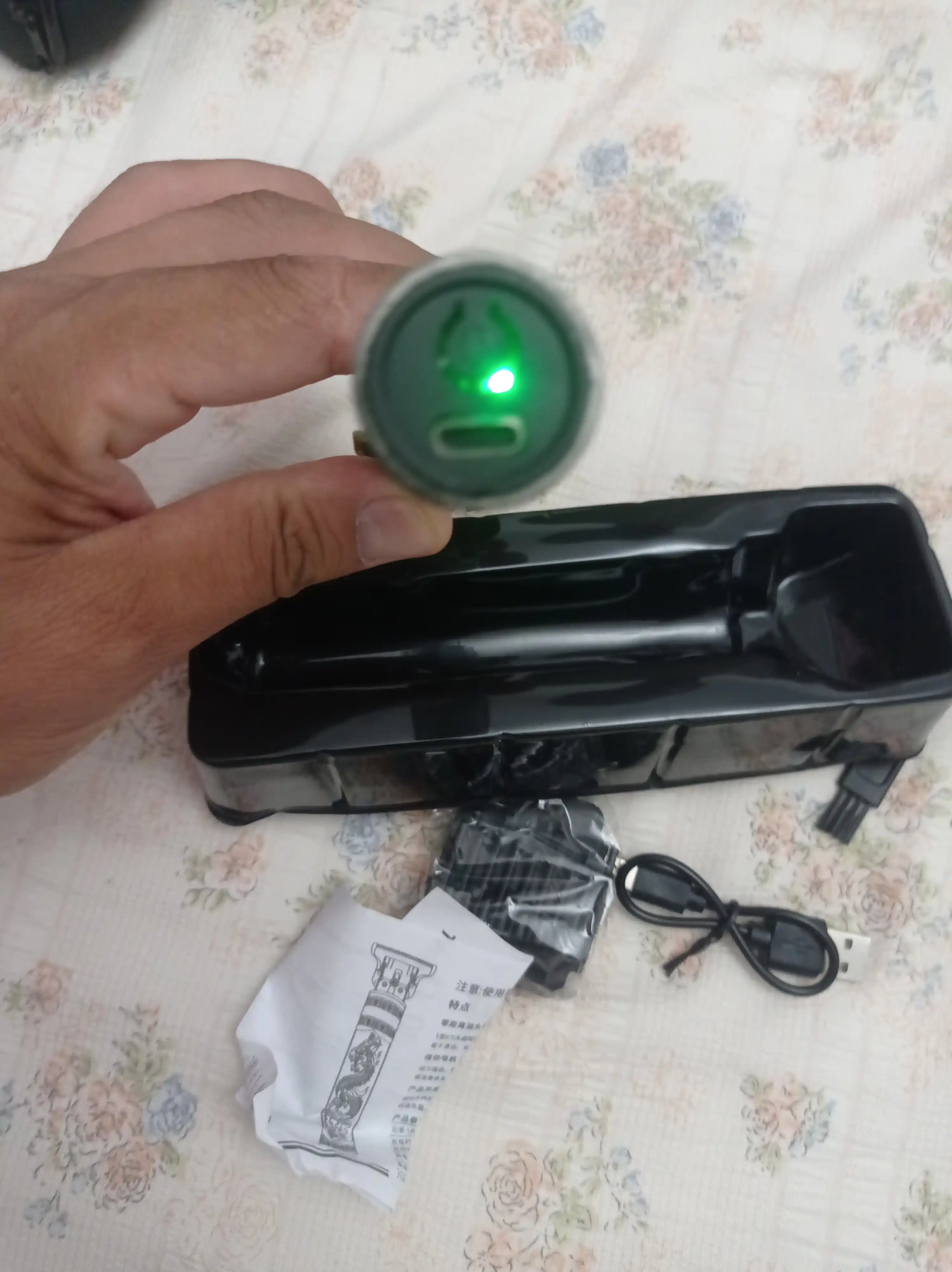 Trimmer, soch va soqol oladigan mashinka, vintage T9