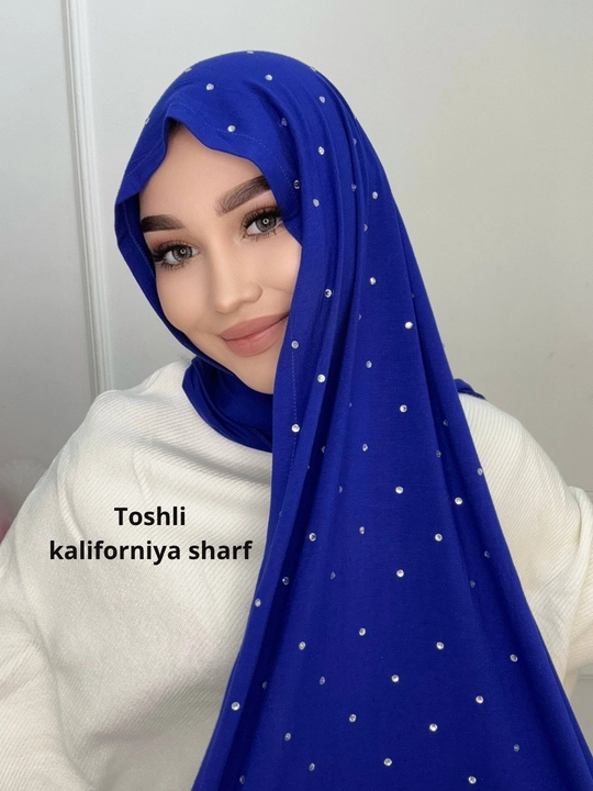 Strazlar bilan bezatilgan yorqin va nafis ayollar ro‘moli - 
