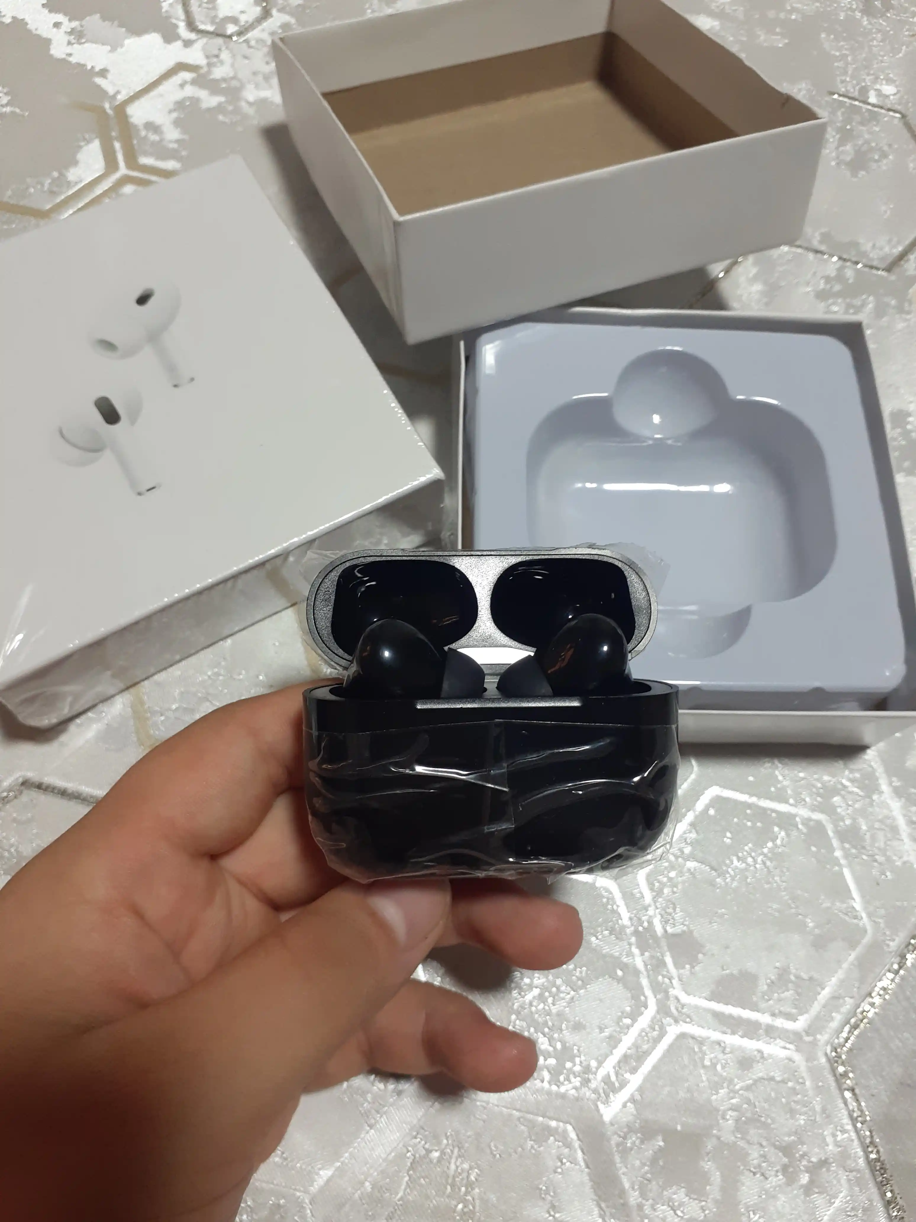 Simsiz quloqchinlar A.Pods Pro 2, A.Pods 3, sensorli boshqaruv, zaryadlash kabeli bilan