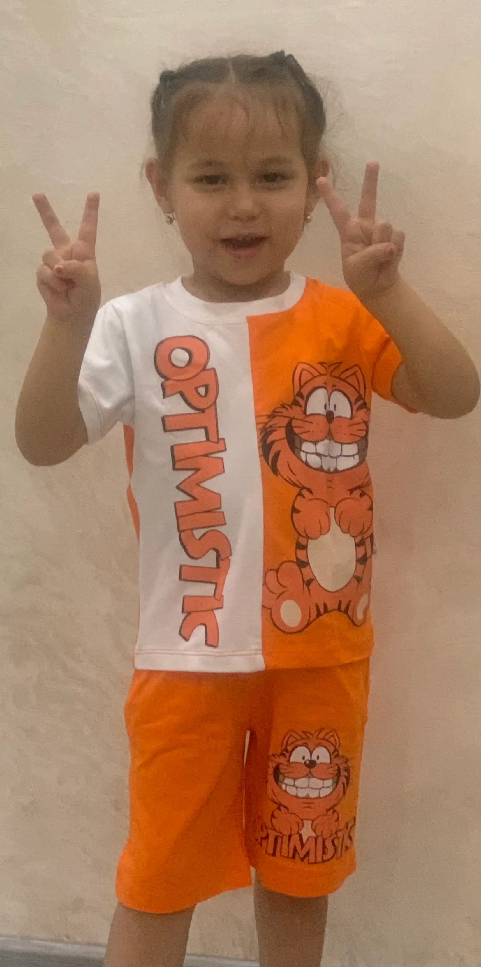 Ikki qismli bolalar to'plami GARFIELD, shortilar va futbolka