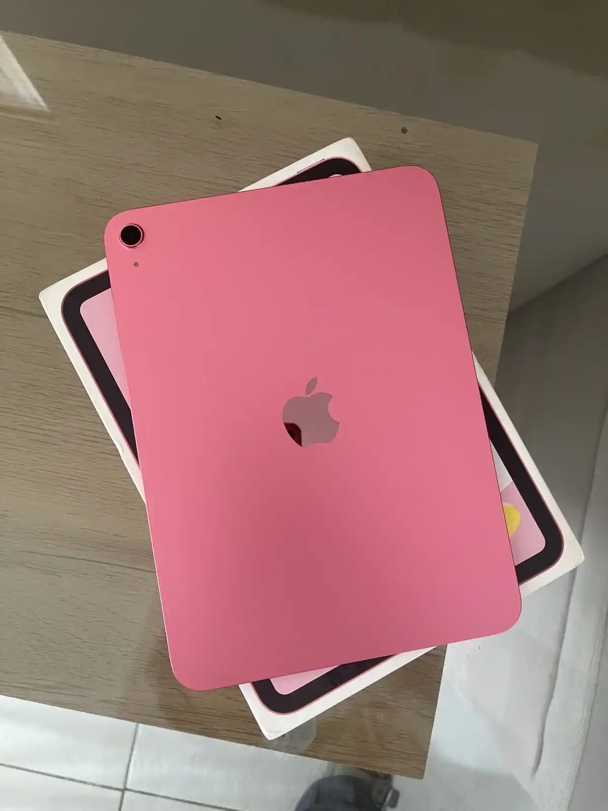 Apple iPad11 A16, чехол и клавиатура, 11 дюймов, 12 МП 4K, 128/256 ГБ, гарантия 1 год