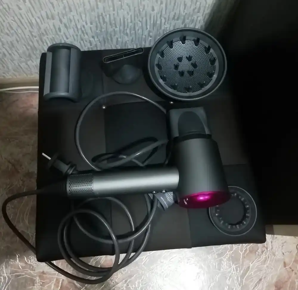 Soch quritgich fen 3000W, devorga o'rnatiladigan