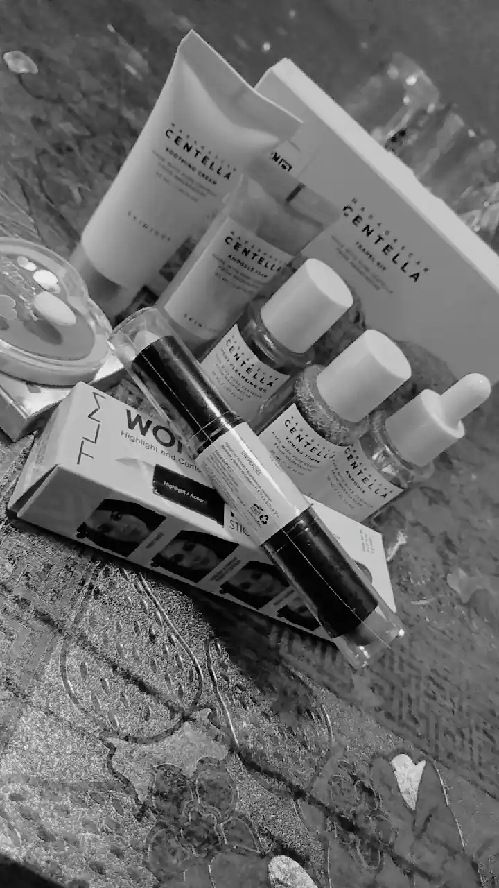 Набор для ухода за кожей Skin 1004 Madagascar Centella Travel Kit, мини-набор, 5 в 1