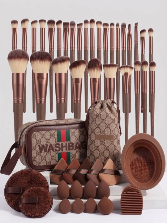 Makiyaj uchun cho'tkalar to'plami. Luxury Beauty Set – To‘liq Makiyaj Uchun Kit - 