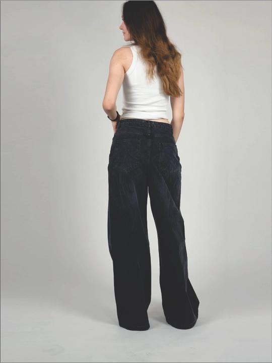 LIVES DENIM — Ayollar uchun qora keng jinsi shimlar