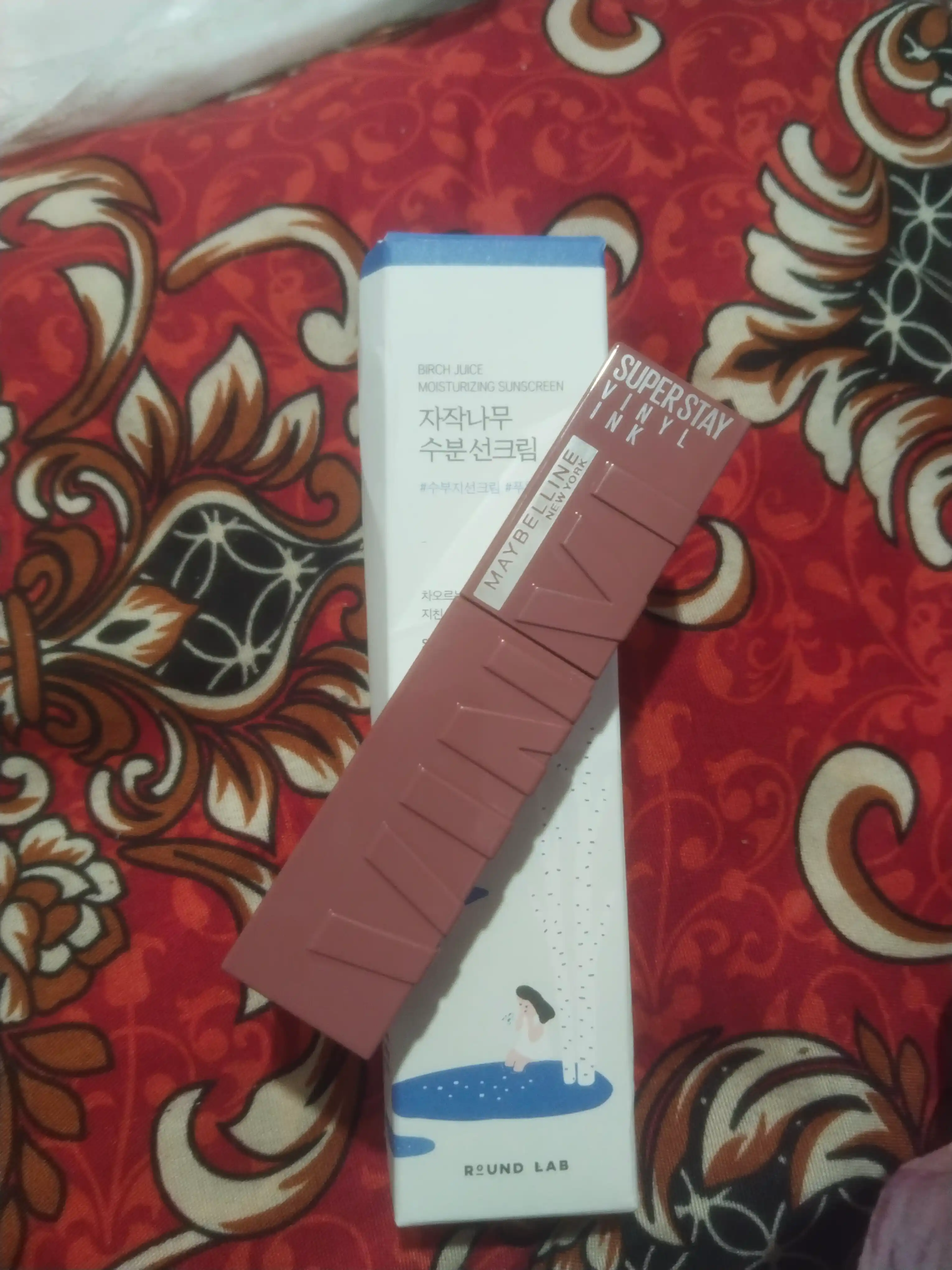 MAYBELLINE Vinyl Ink Губная помада, тон 35 Cheeky, 40 г :120