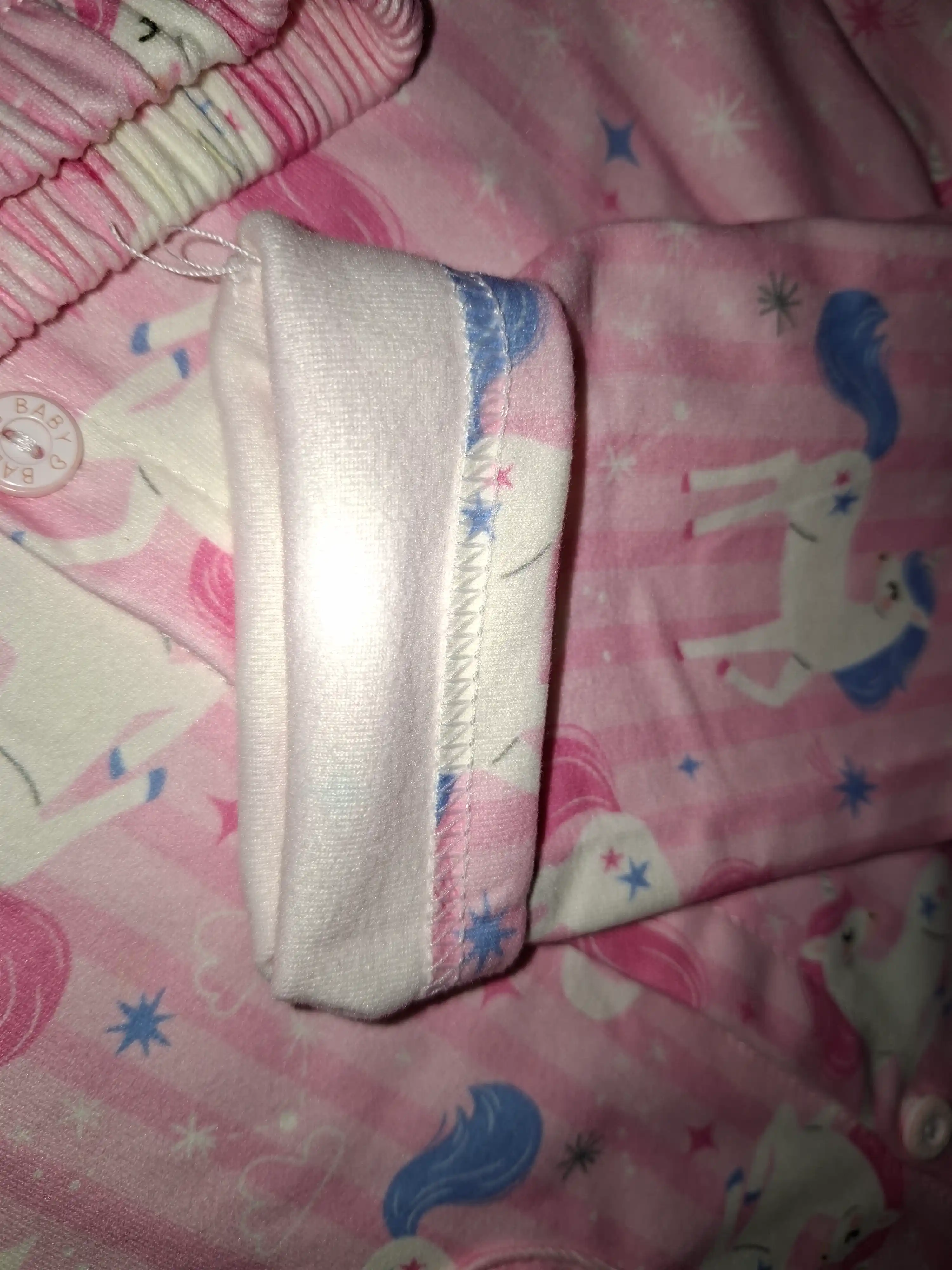Qiz bolalar pijamasi