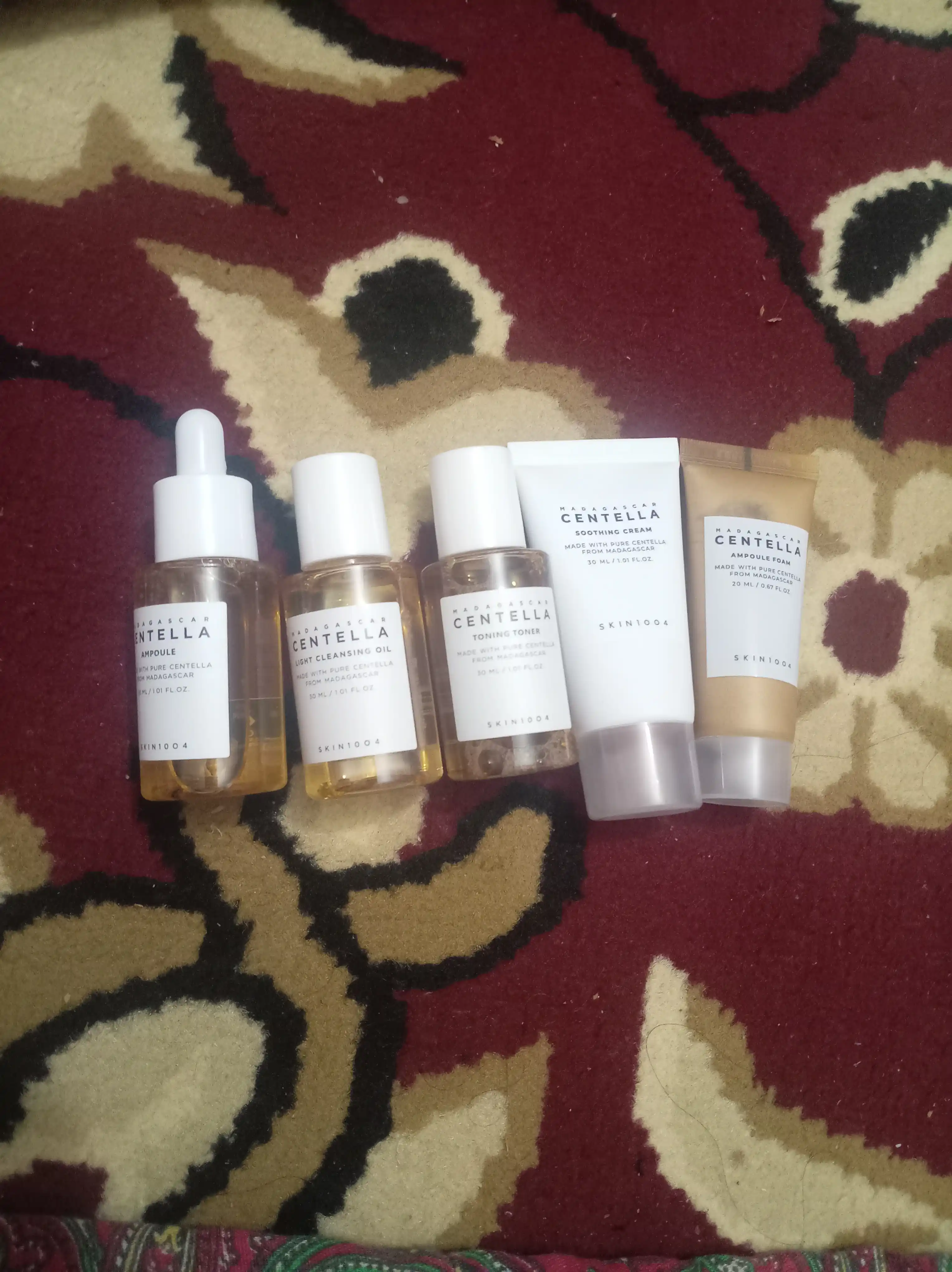 Sentella yuz parvarishi to‘plami Centella SKIN1004 Madagaskar sentellasi bilan, 5x1