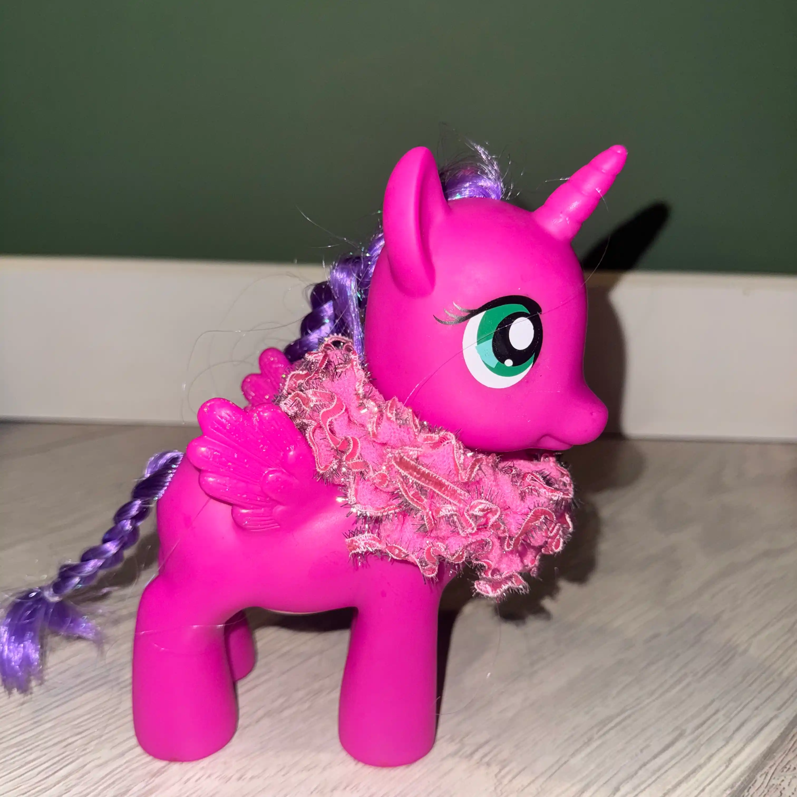 Musiqiy interaktiv poni o'yinchog'i My Little Pony, qiz bolalar uchun sehrli ot, Twilight