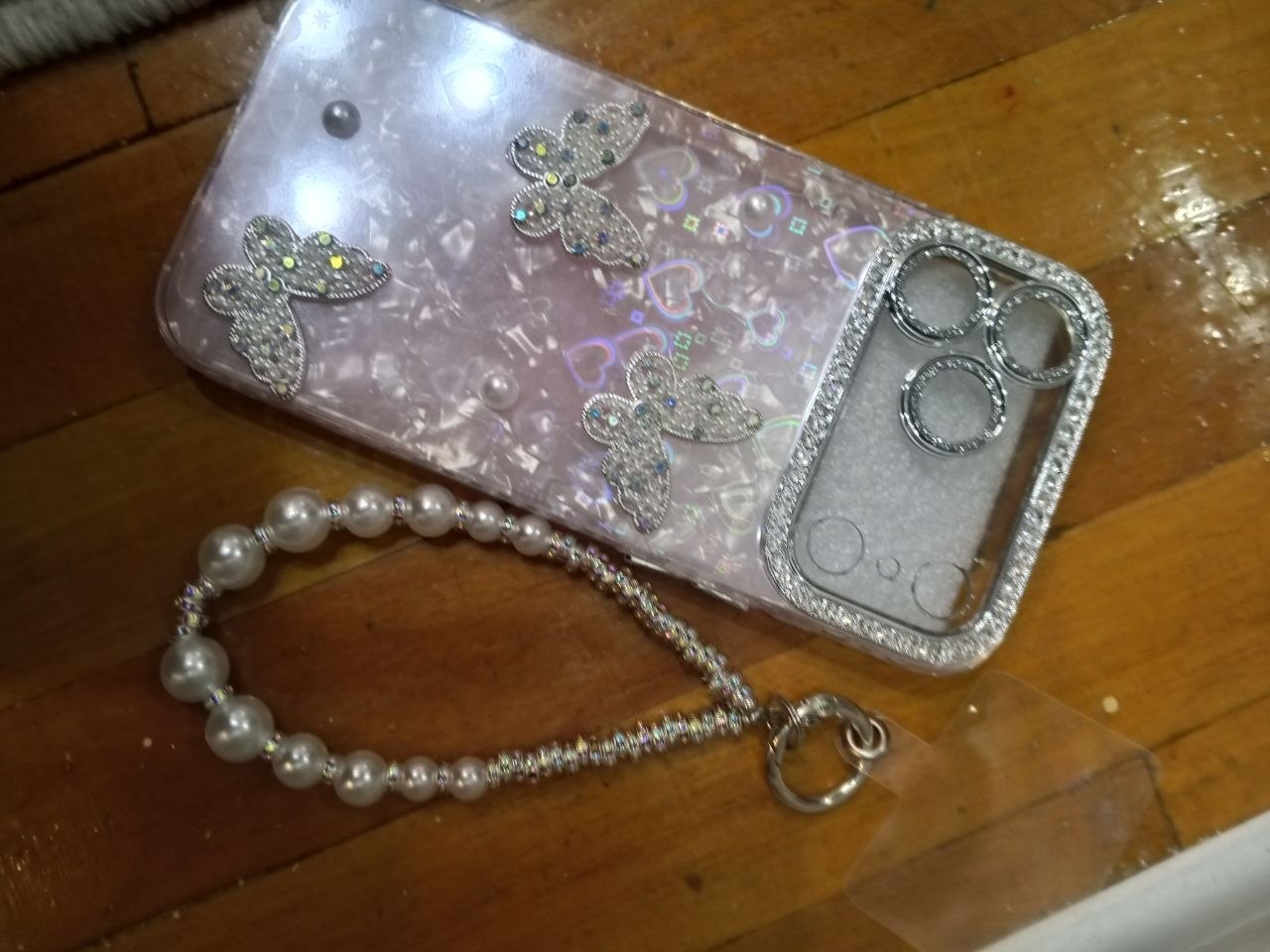 IPhone 16 Pro, 16 Pro Max, 17 Pro, 17 Pro Max uchun silikon himoya g‘ilofi