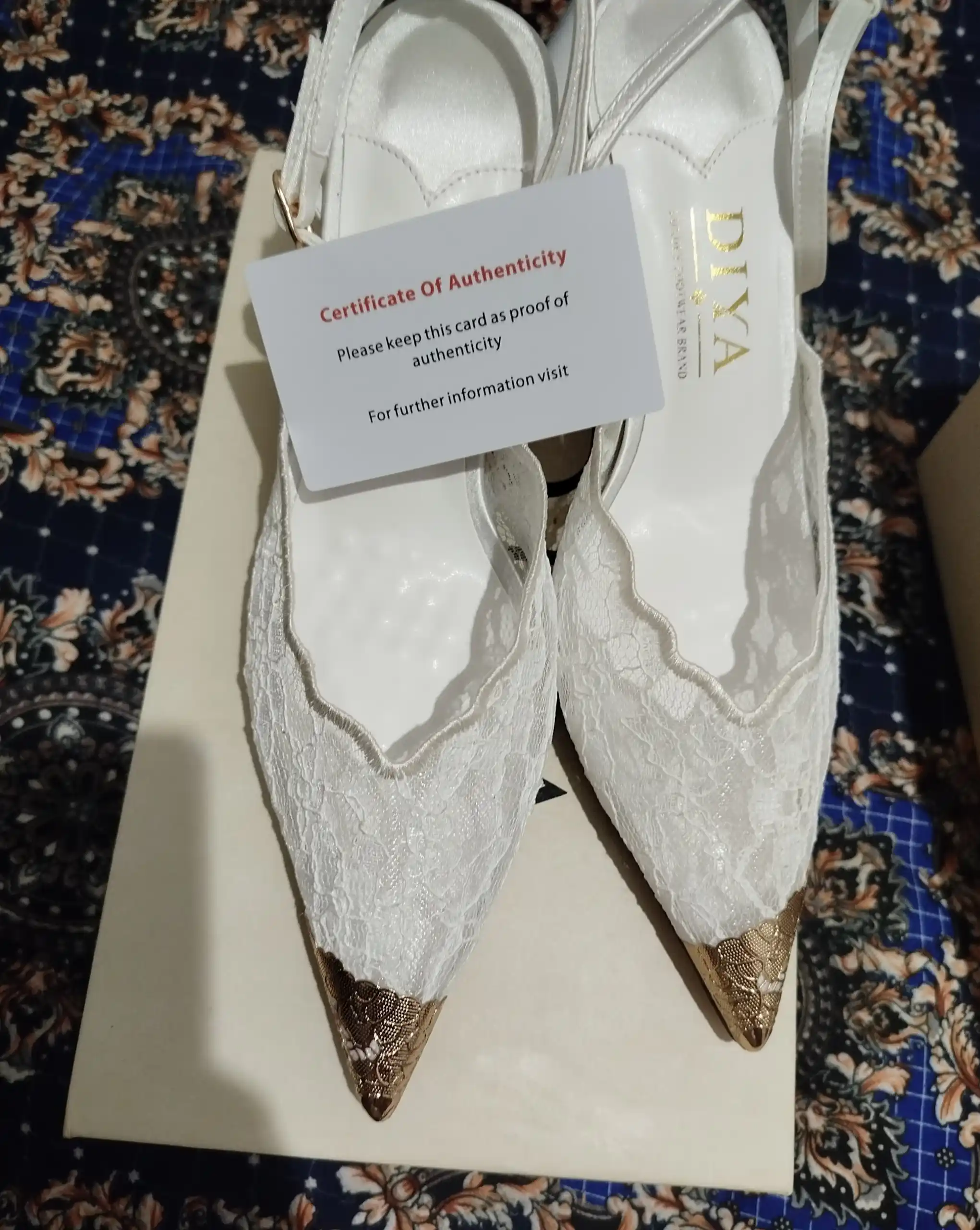 Tufli, ayollar tuflisi, nafis uchli burunli baland poshnali tufli, klassik oyoq kiyim