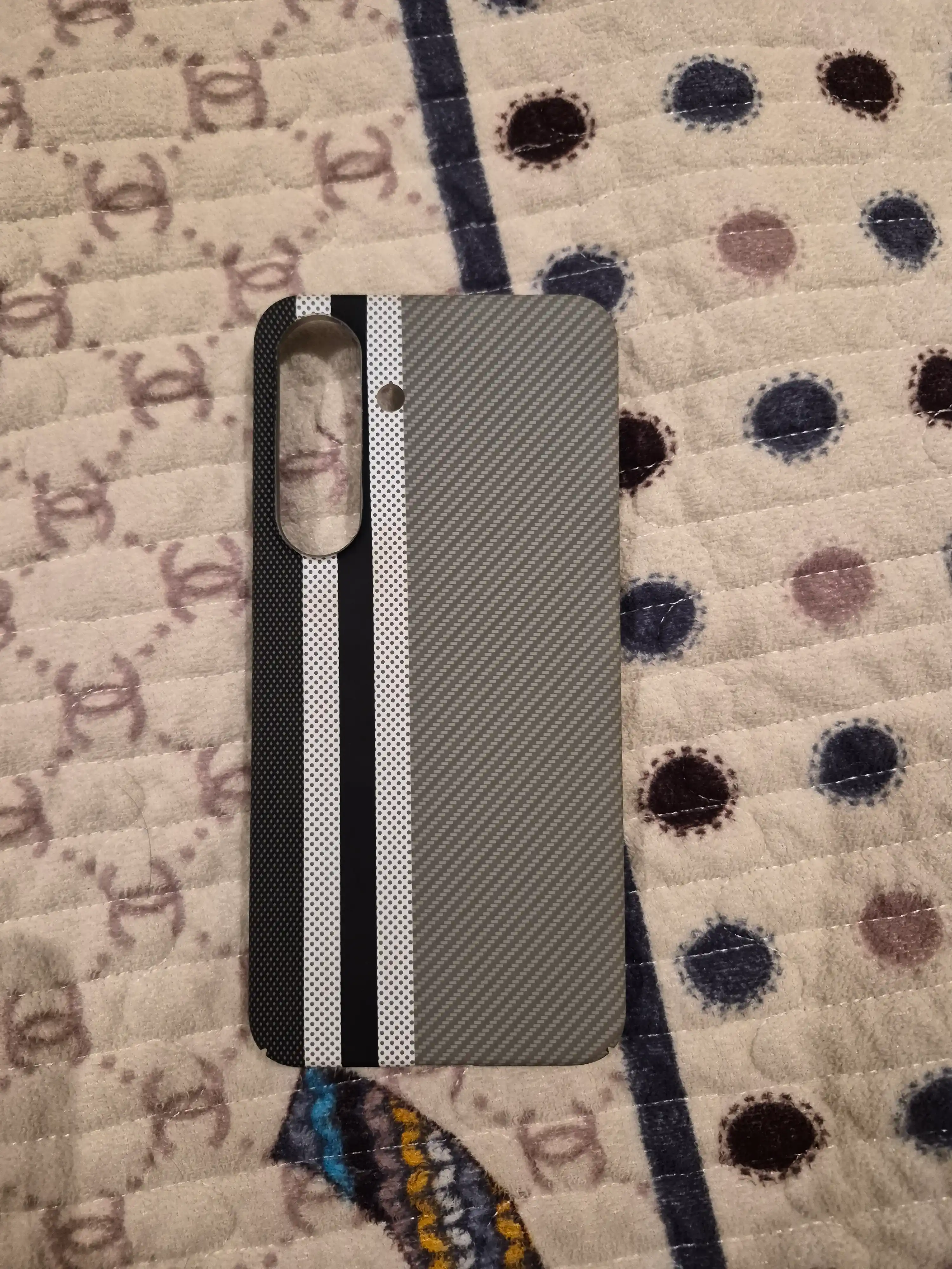Карбоновый чехол для Samsung S22,S23,S24,S25,S26 FE,PLUS, ULTRA Magsafe, жесткий
