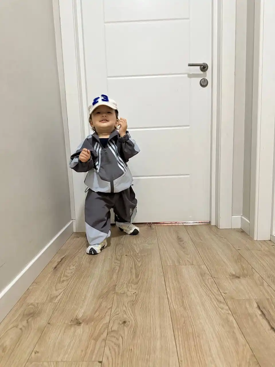 O'g'il bolalar sport kostyumi