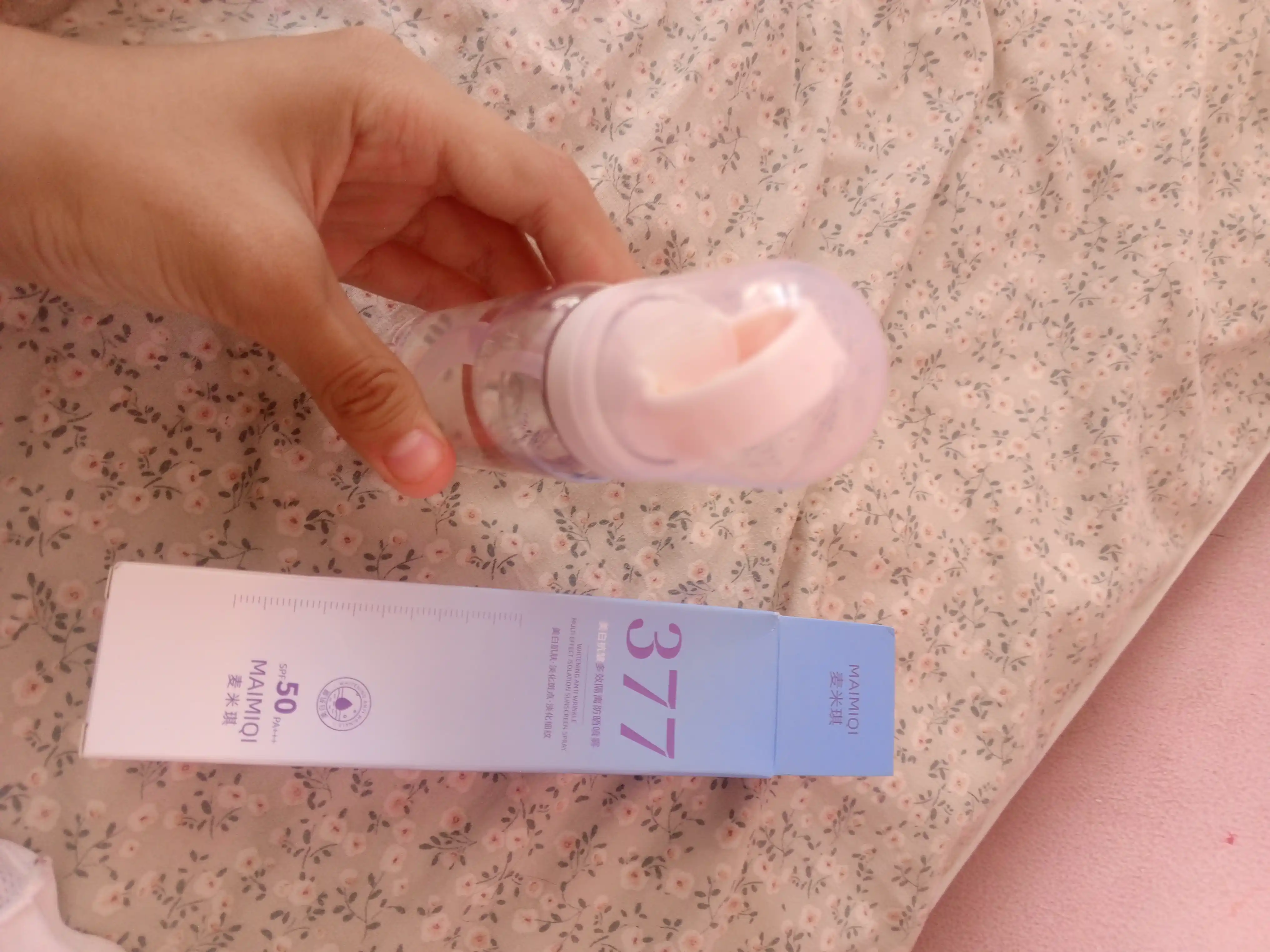 Quyoshdan himoya qiluvchi SPF 50 PA+++ sprey UVA UVB himoya yengil tekstura 377 Spray