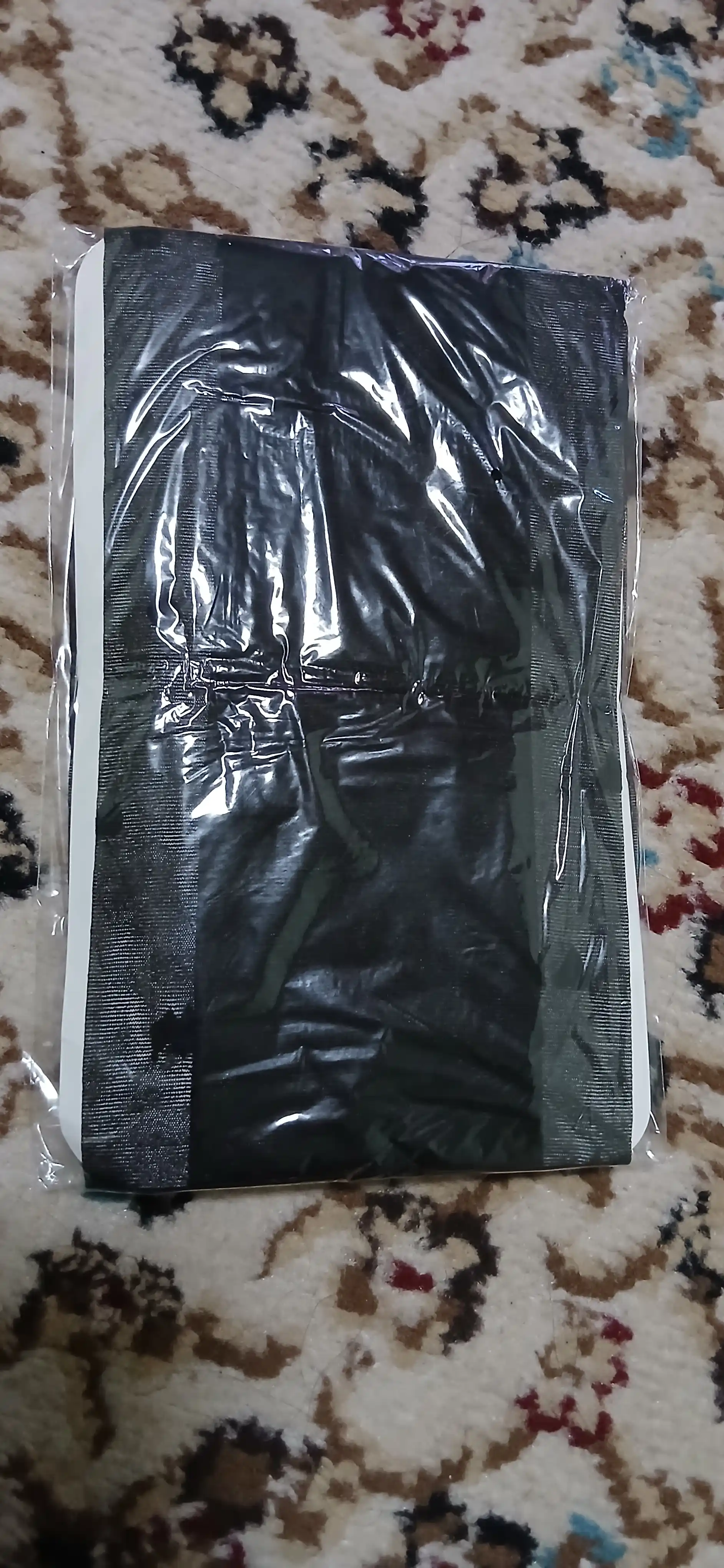 Kapron kolgotkalar ayollar uchun, yurak,garoxchali qora rangda, chulke