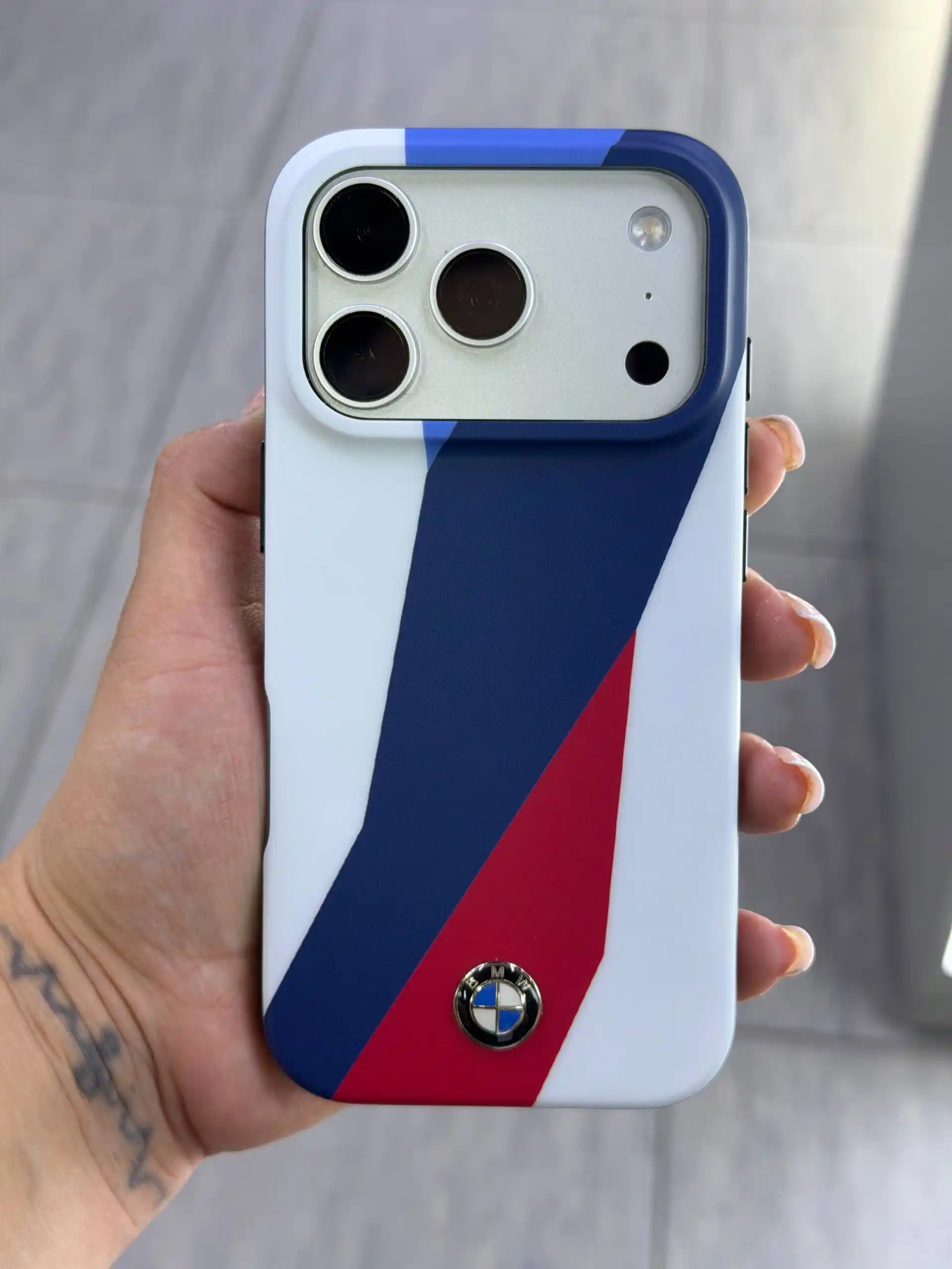 Чехол для Iphone 13/14/15/16/17 Pro, Pro Max с принтом BMW и AMG чехол для айфон