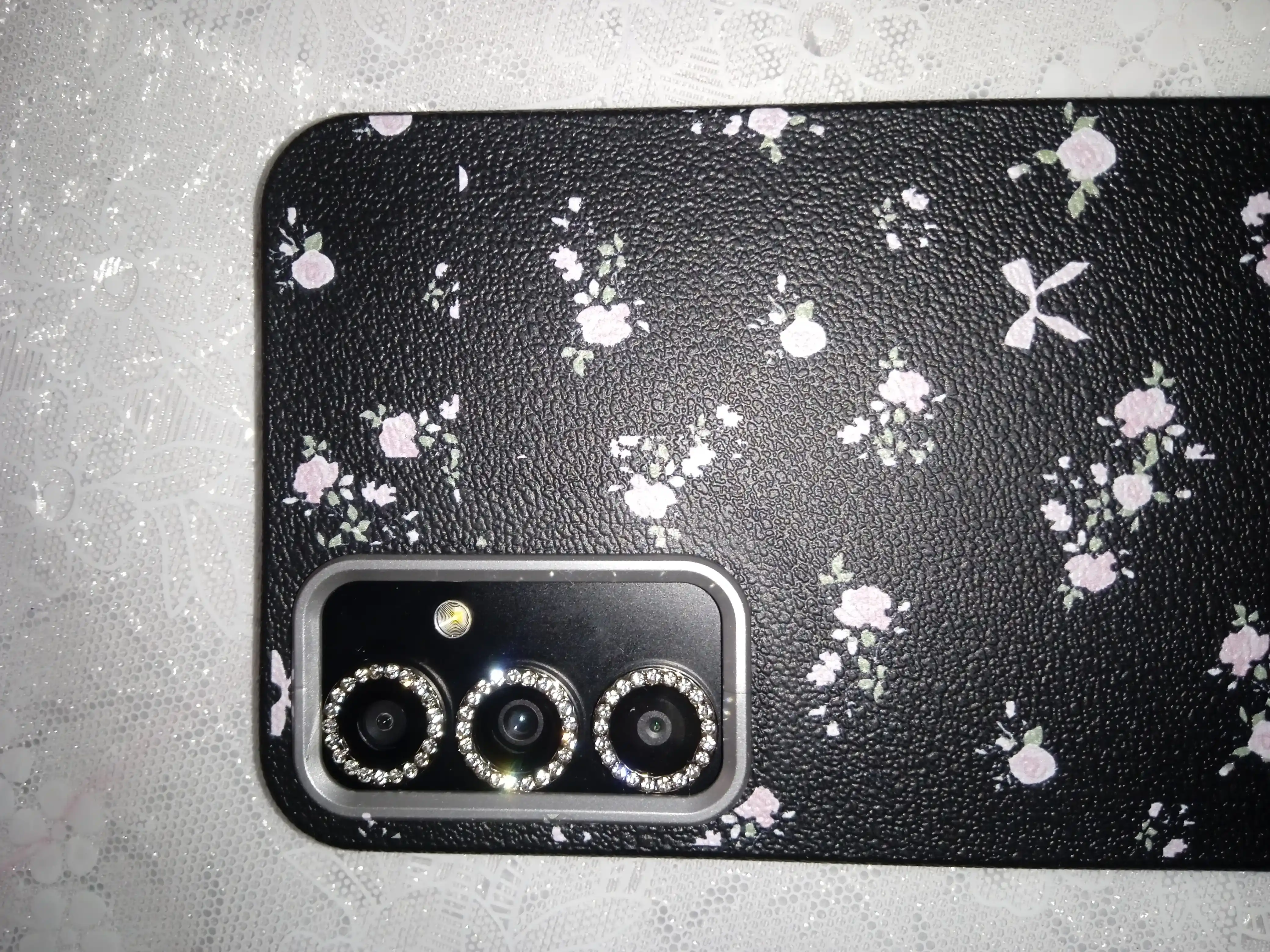 Samsung A05, A06, A16, A25/05s, A26/36/56, A15/34/54 uchun smartfon kamera himoya oynasi