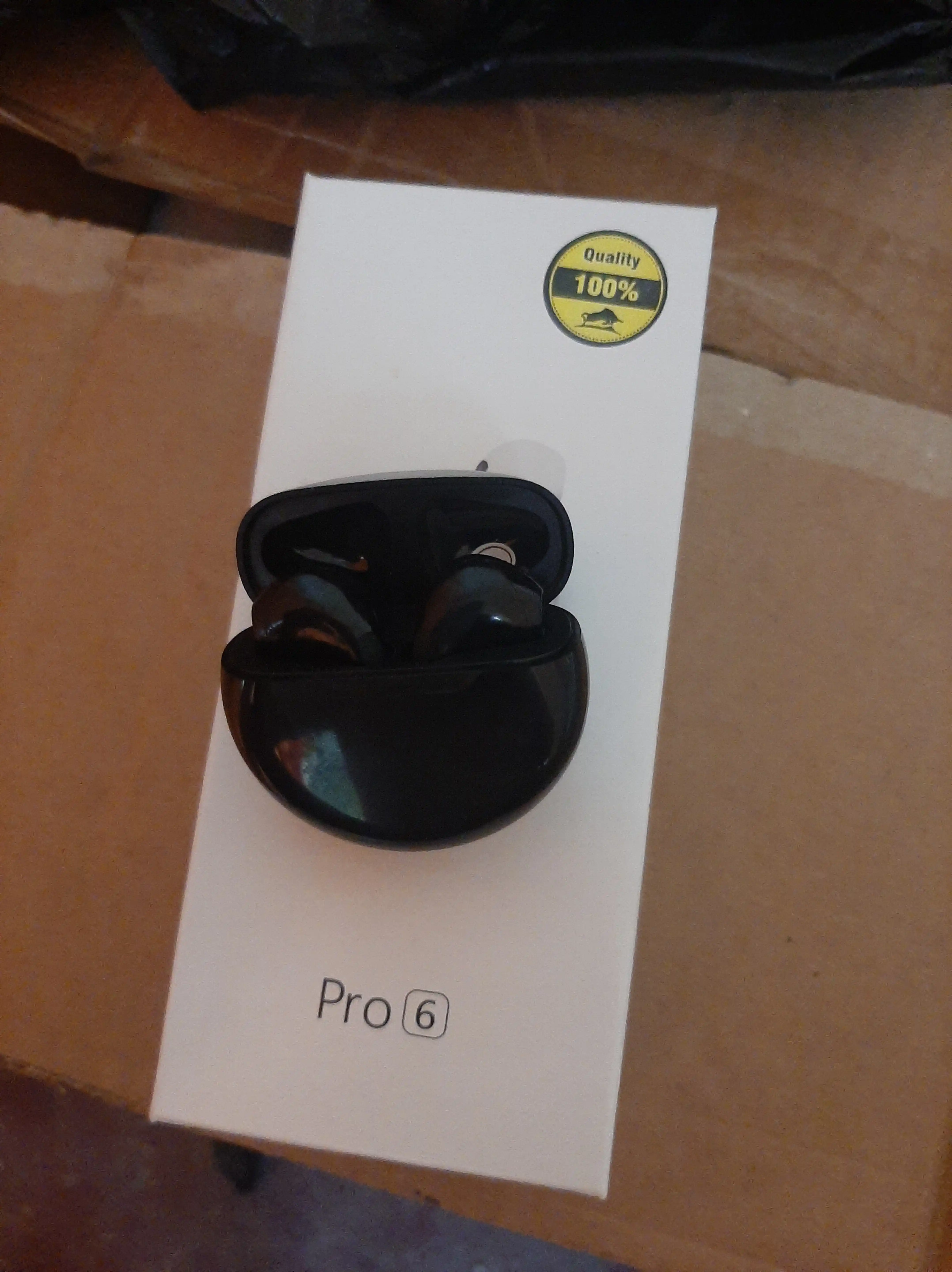 Pods Pro 5 va Pods Pro 6 simsiz quloqliklari